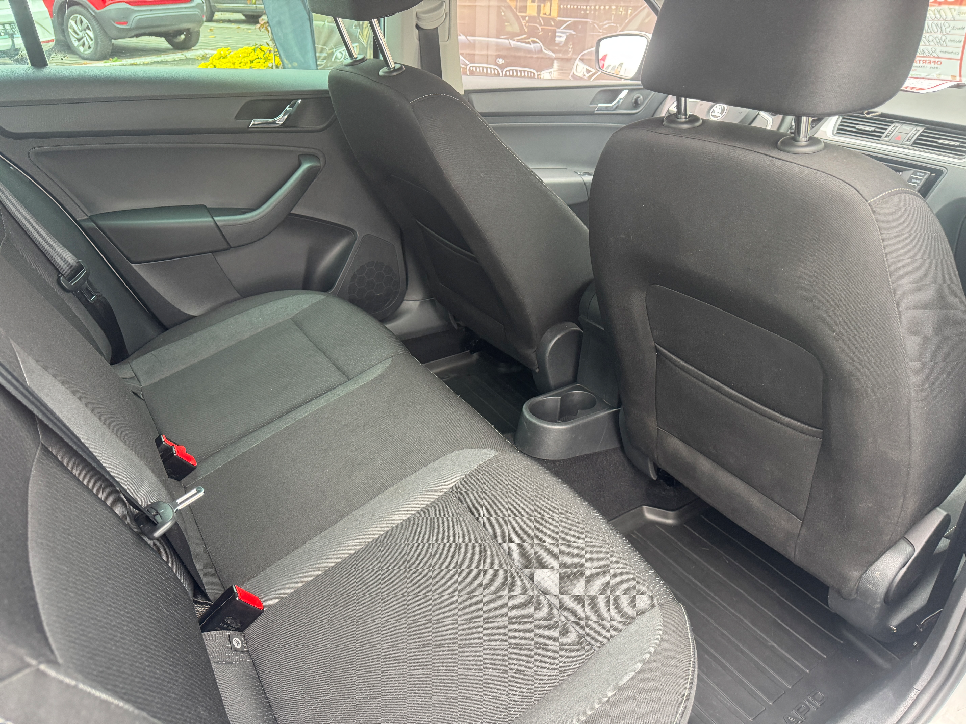 SKODA Rapid 2015 — imagine 8