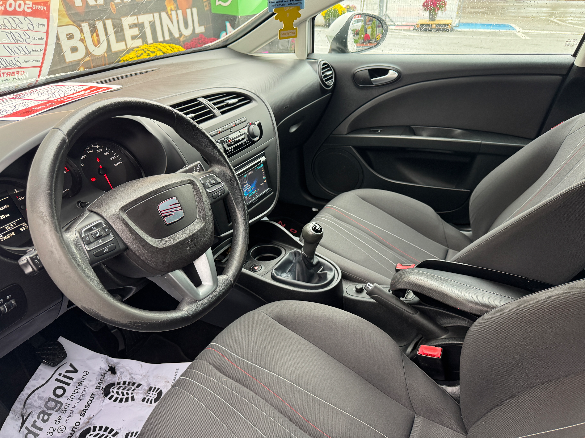 SEAT Leon 2012 — imagine 9
