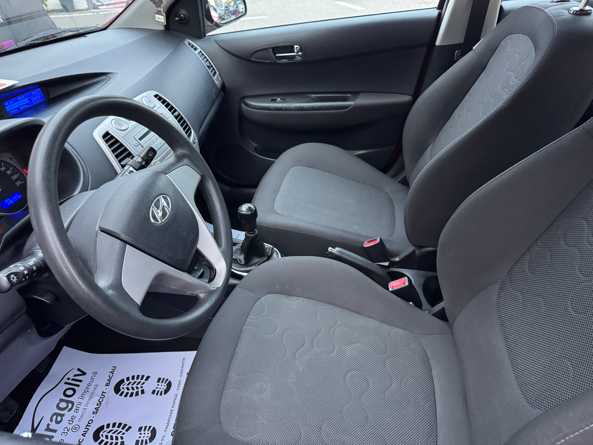 HYUNDAI i20 2012 — imagine 8