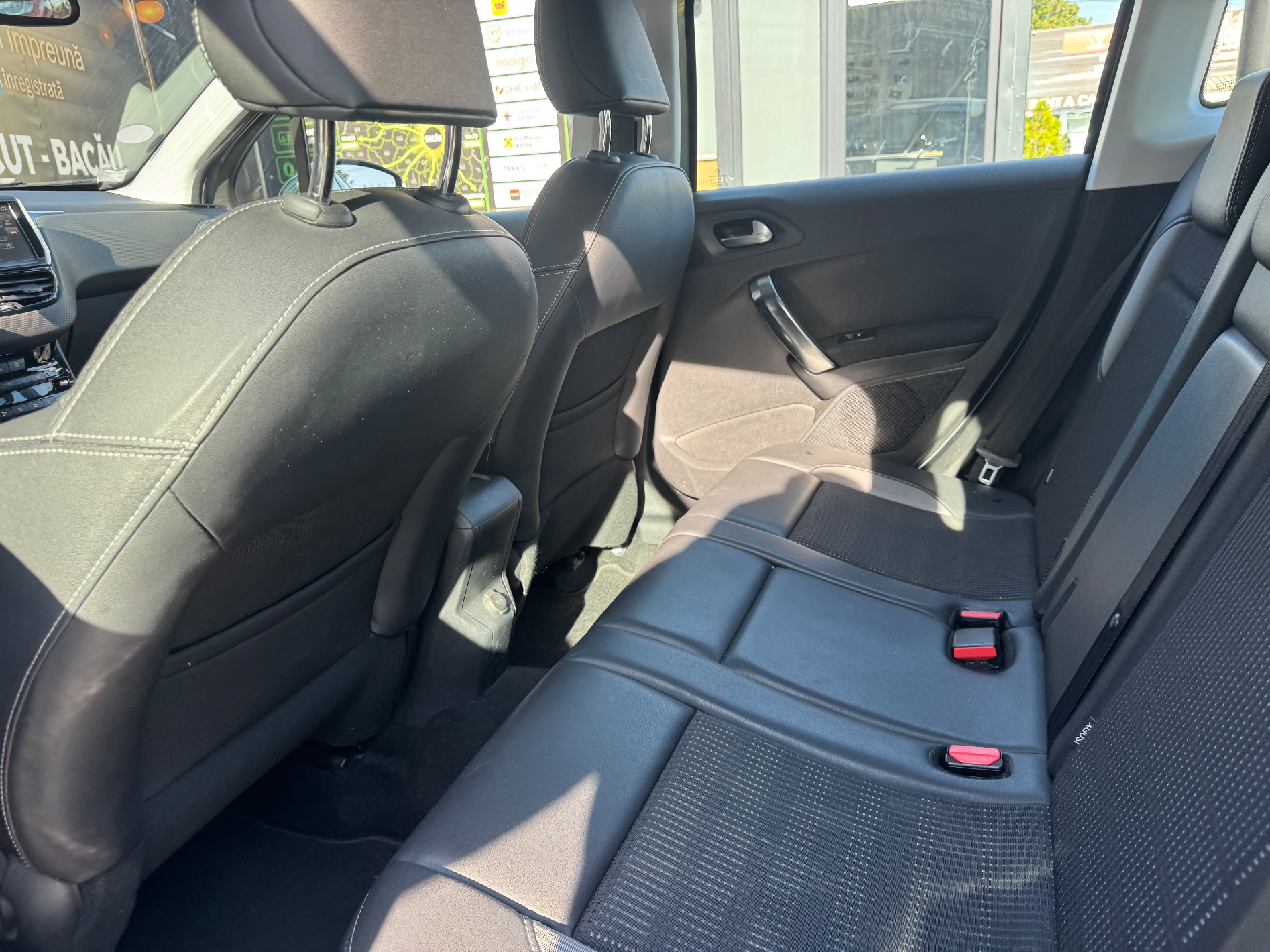 PEUGEOT 2008 2016 — imagine 8
