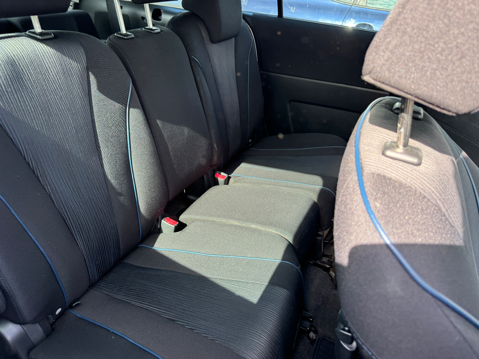 MAZDA 5 2011 — imagine 5