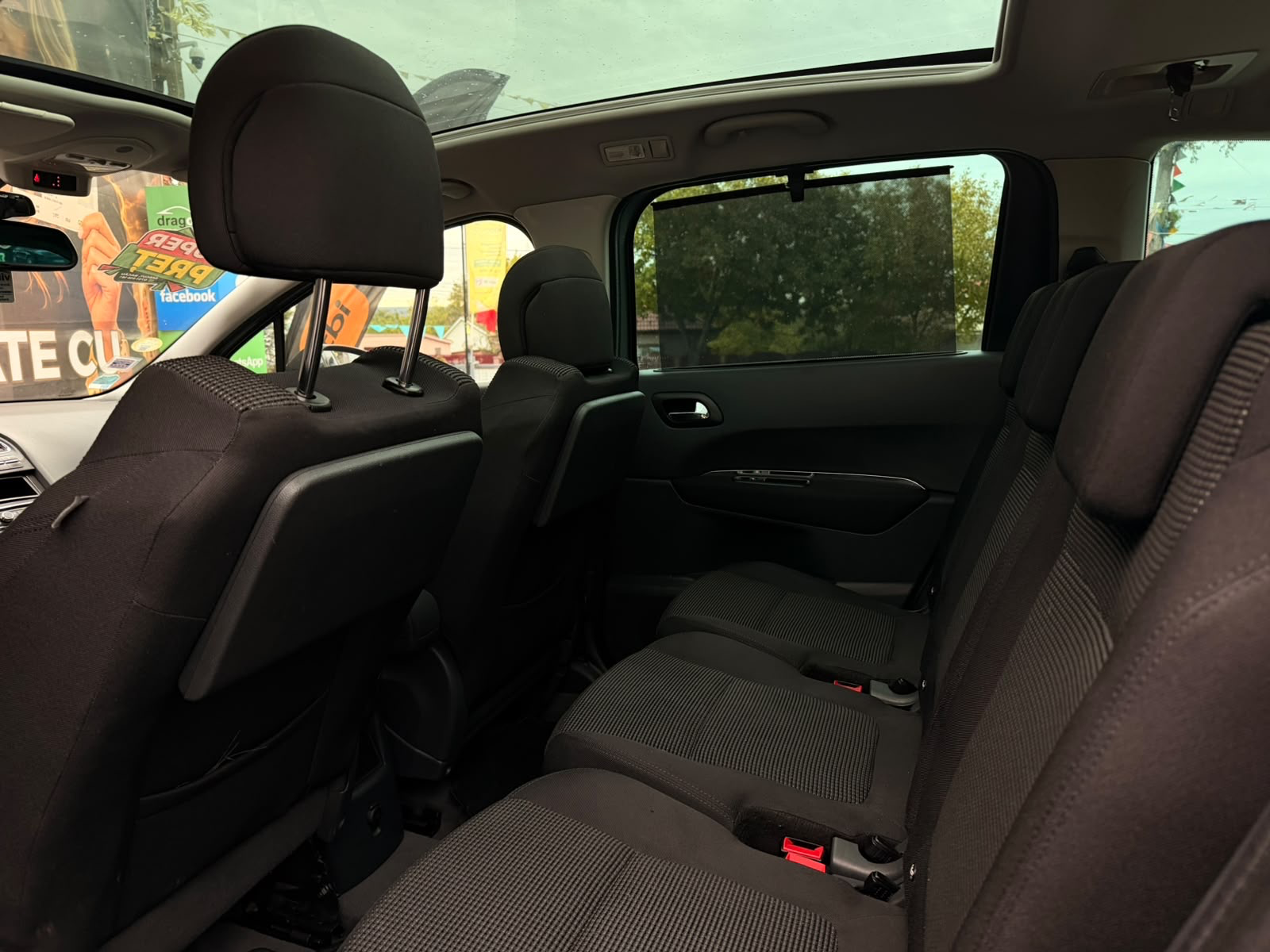 PEUGEOT 5008 2011 — imagine 12