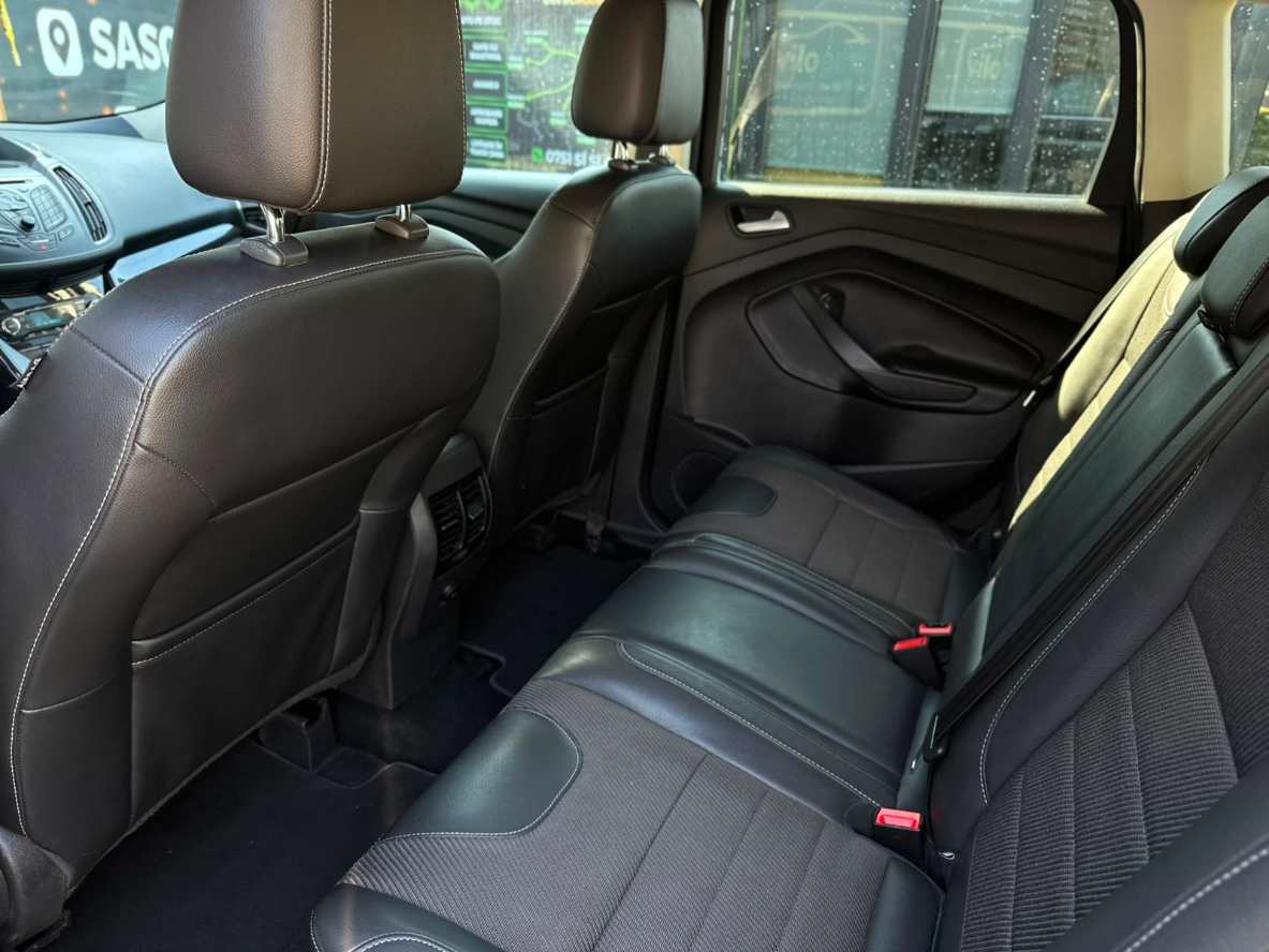 Ford Kuga 2015