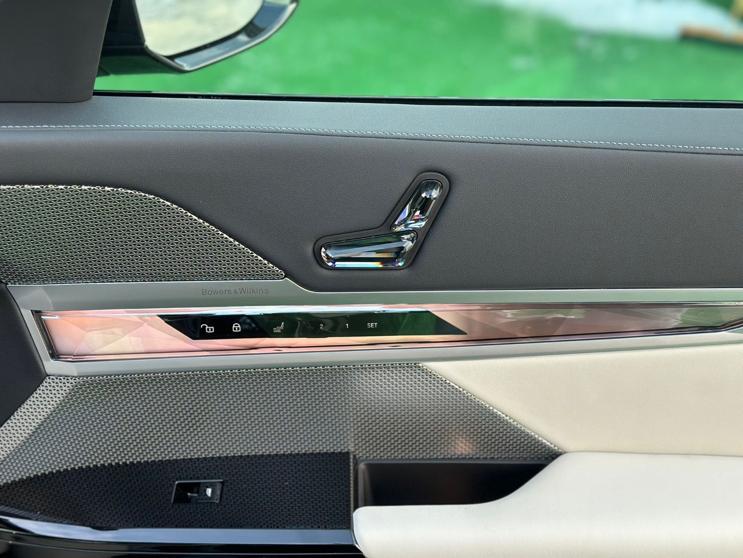 BMW Seria 740D XDrive 2023
