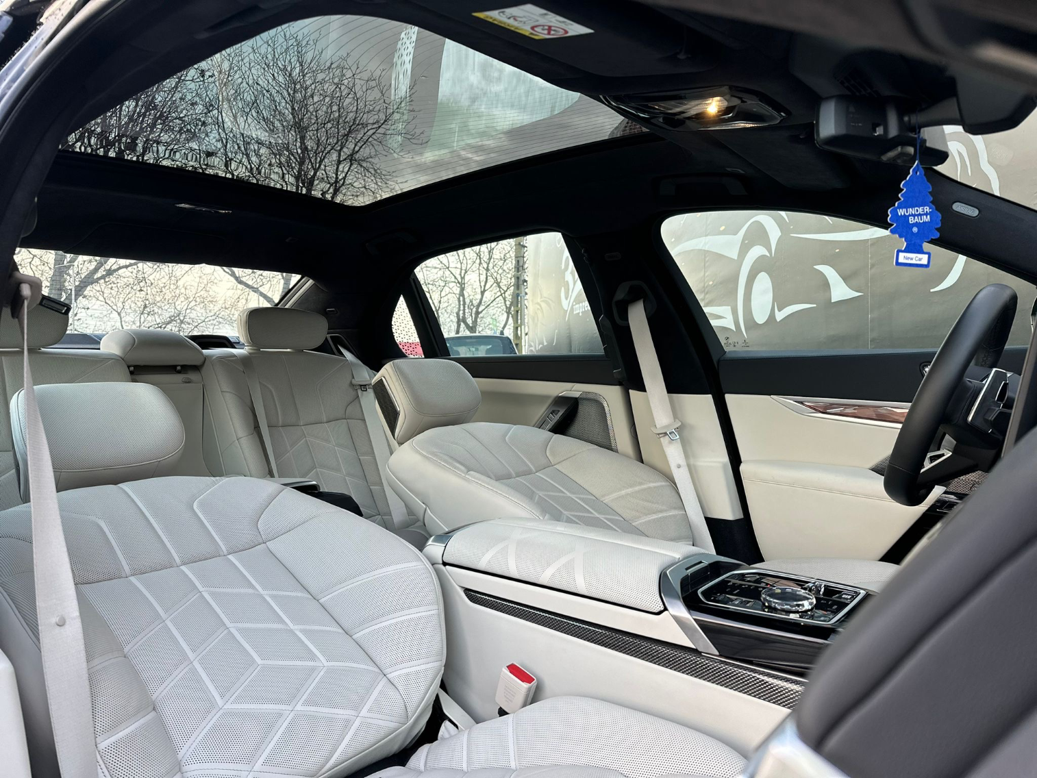 BMW Seria 740D XDrive 2023