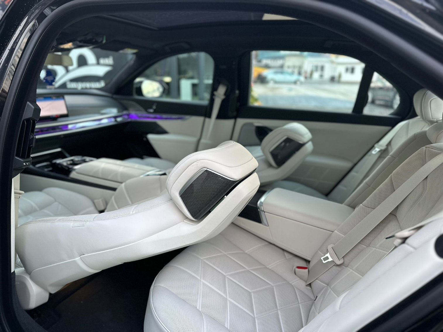 BMW Seria 740D XDrive 2023