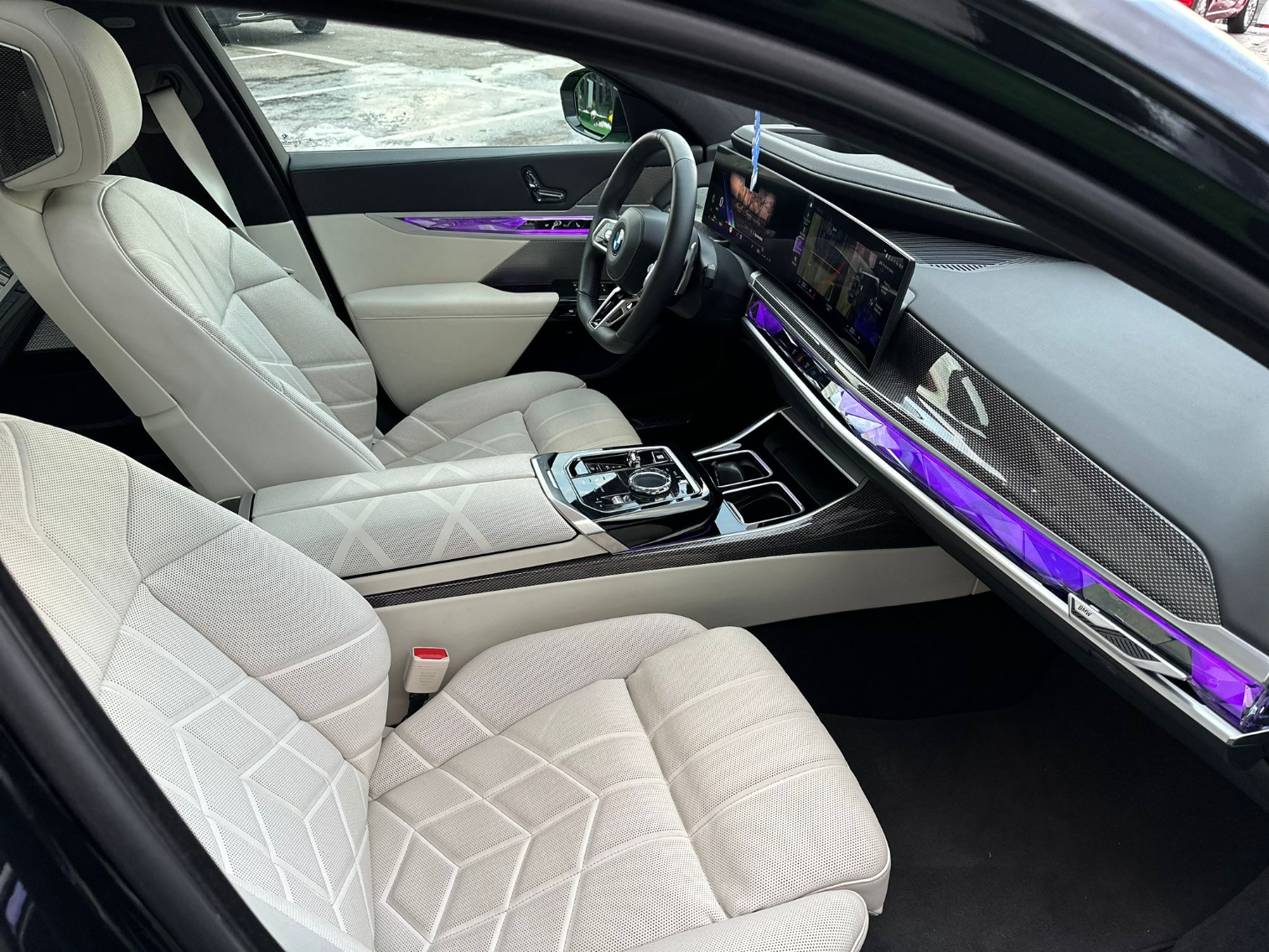 BMW Seria 740D XDrive 2023