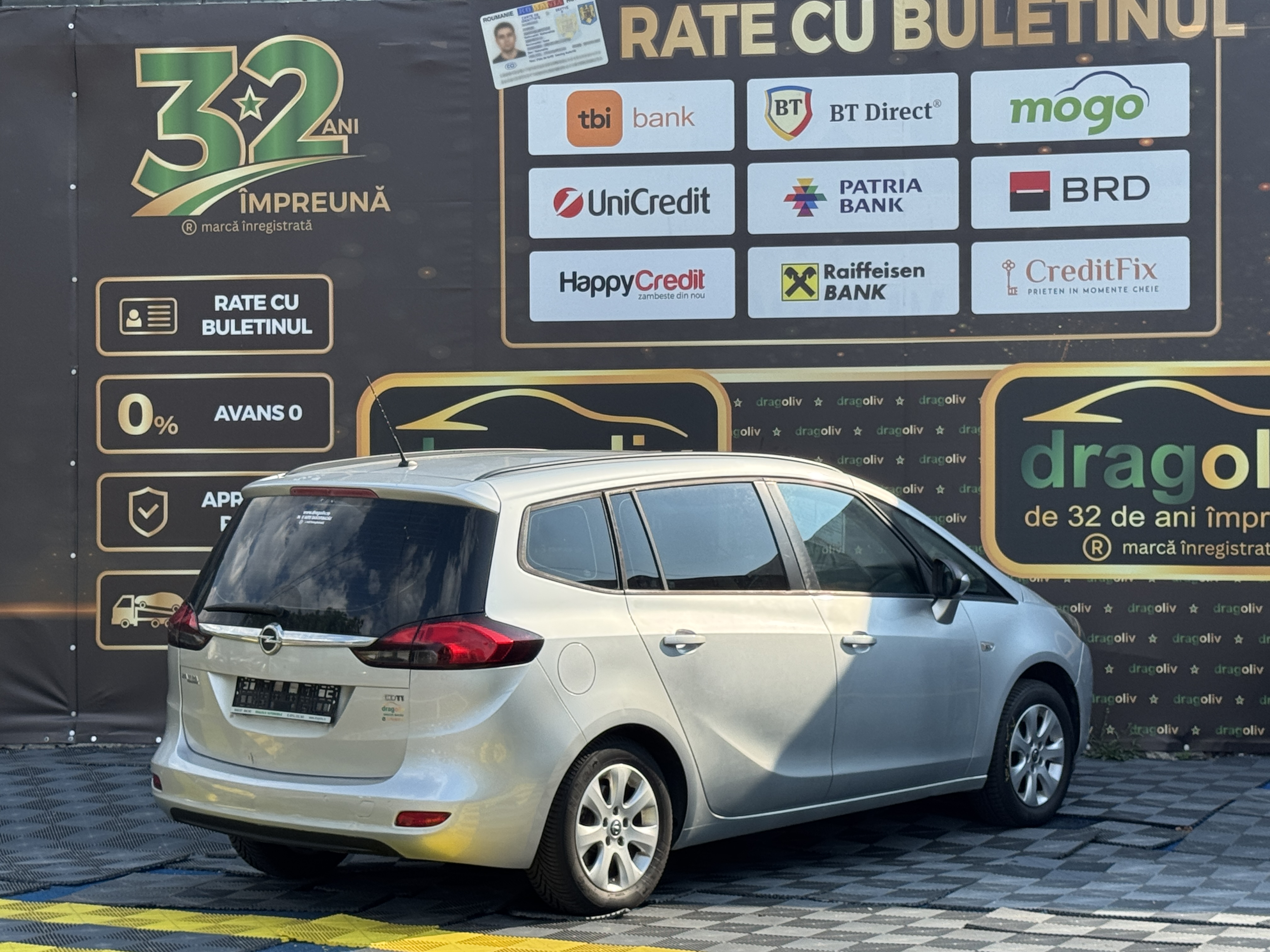 Opel Zafira 2015