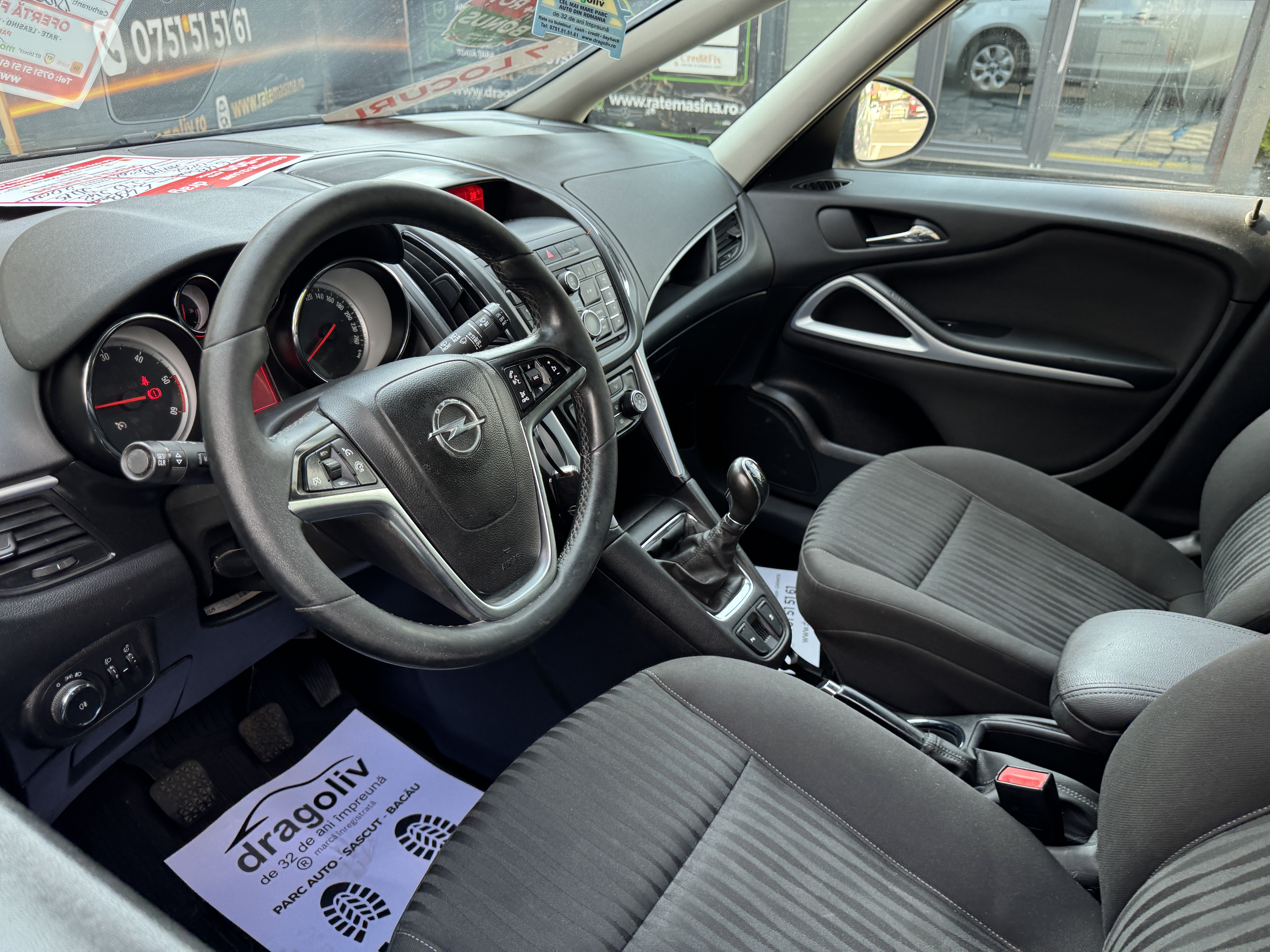Opel Zafira 2015