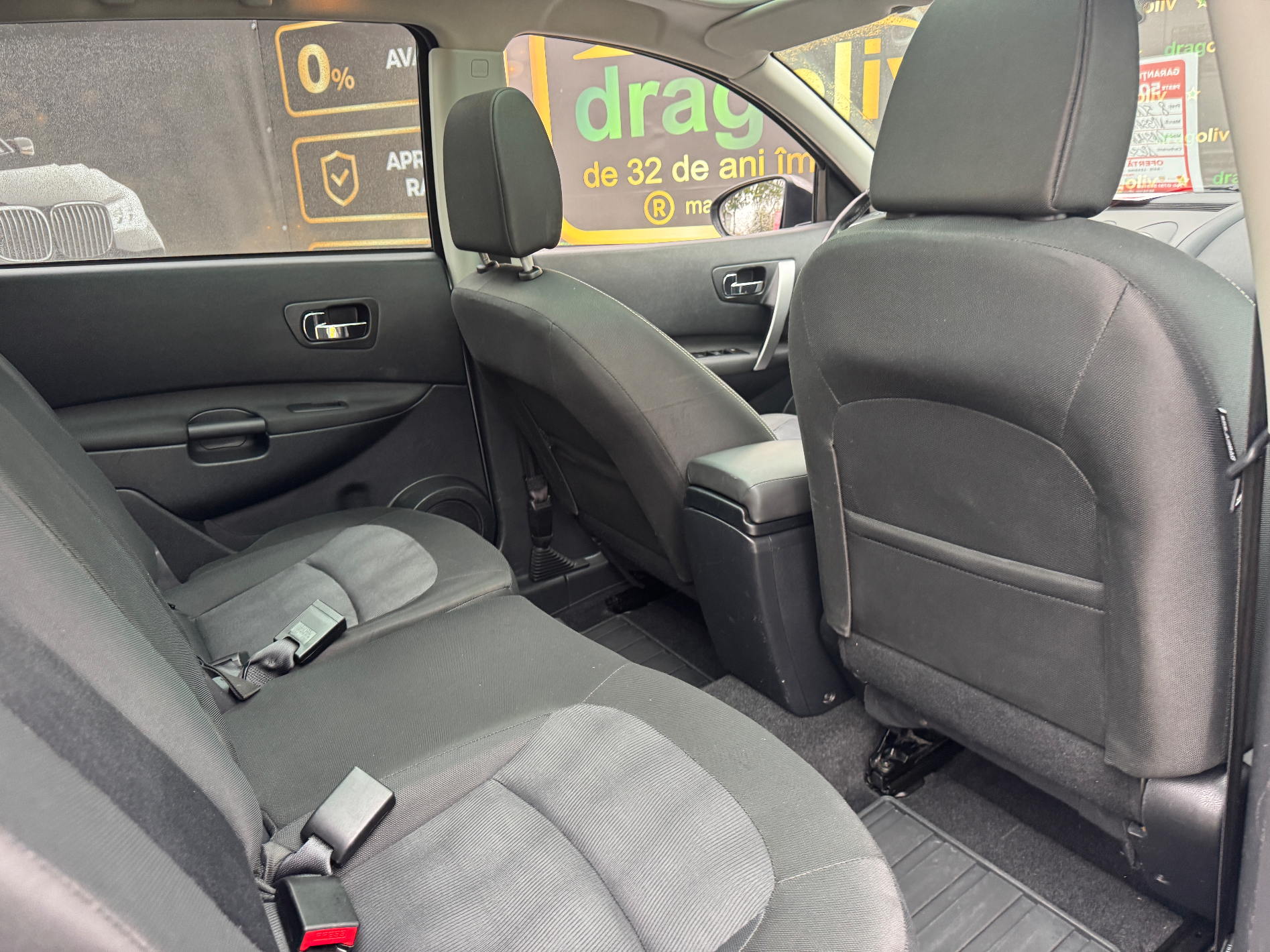 NISSAN  2011 — imagine 6