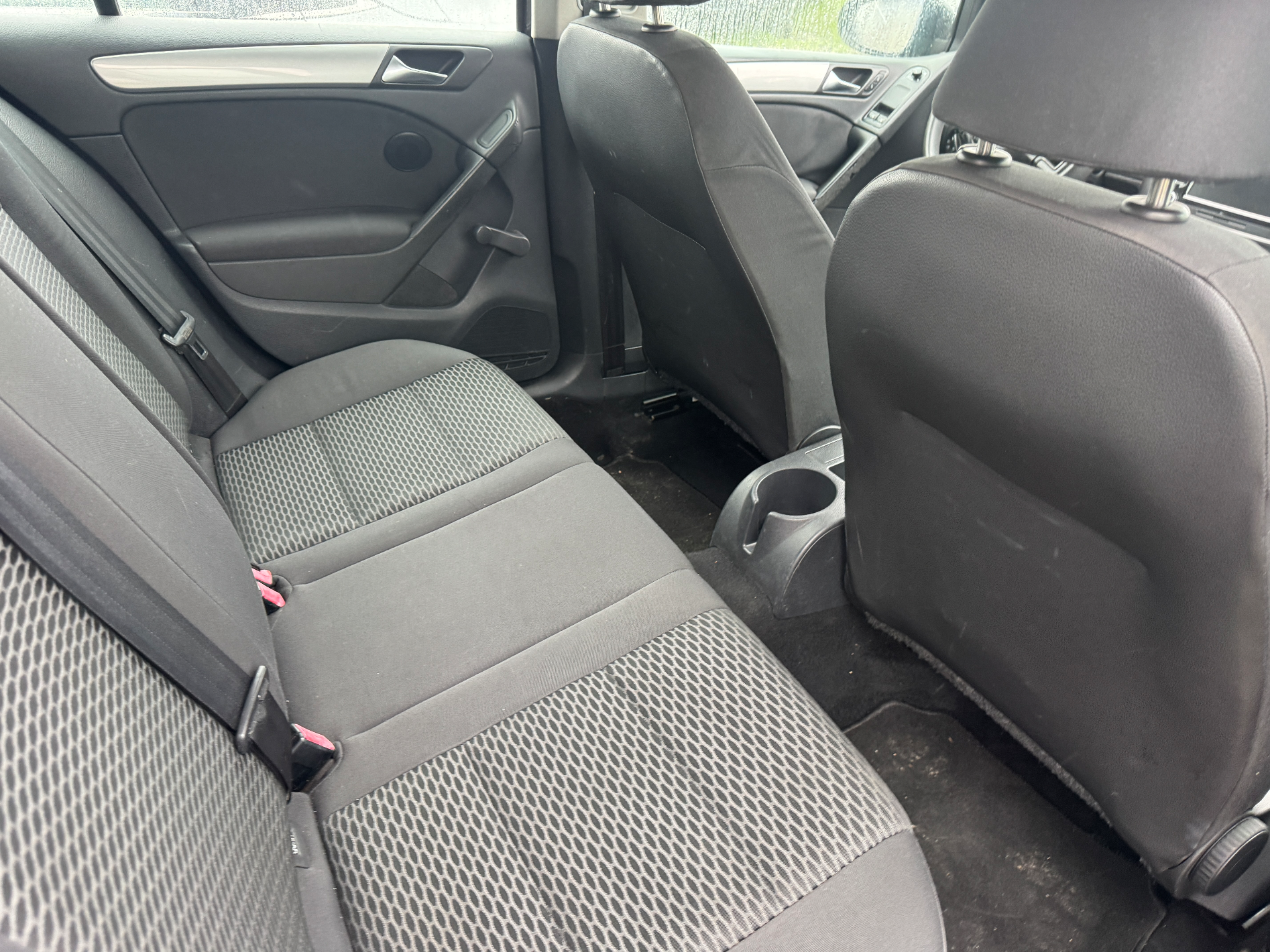 VOLKSWAGEN Golf 2010 — imagine 6