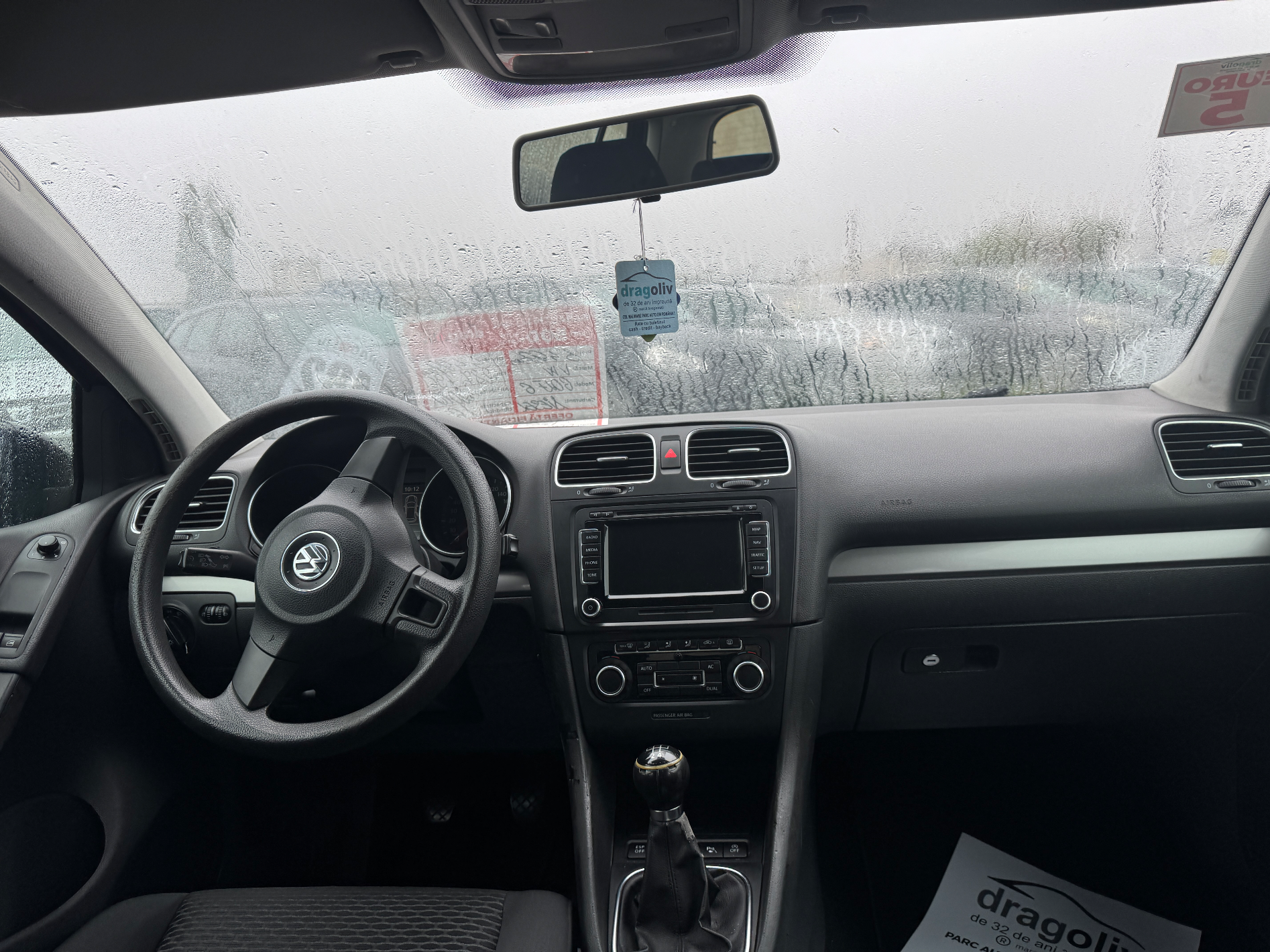 VOLKSWAGEN Golf 2010 — imagine 7
