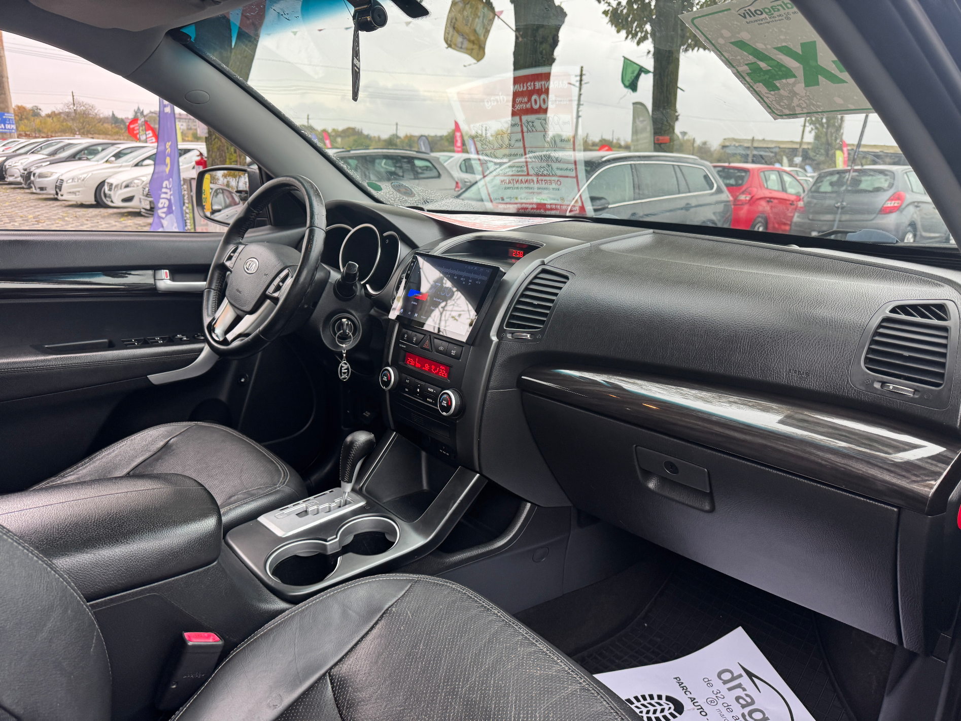 Kia Sorento 2010 diesel, 5.500 € — imagine 8