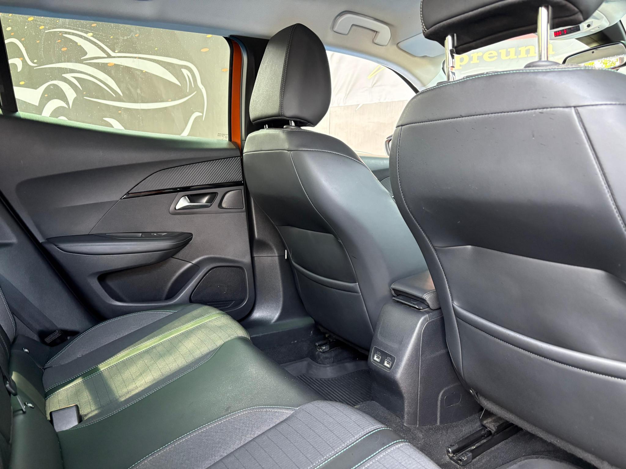 Peugeot 2008 2021