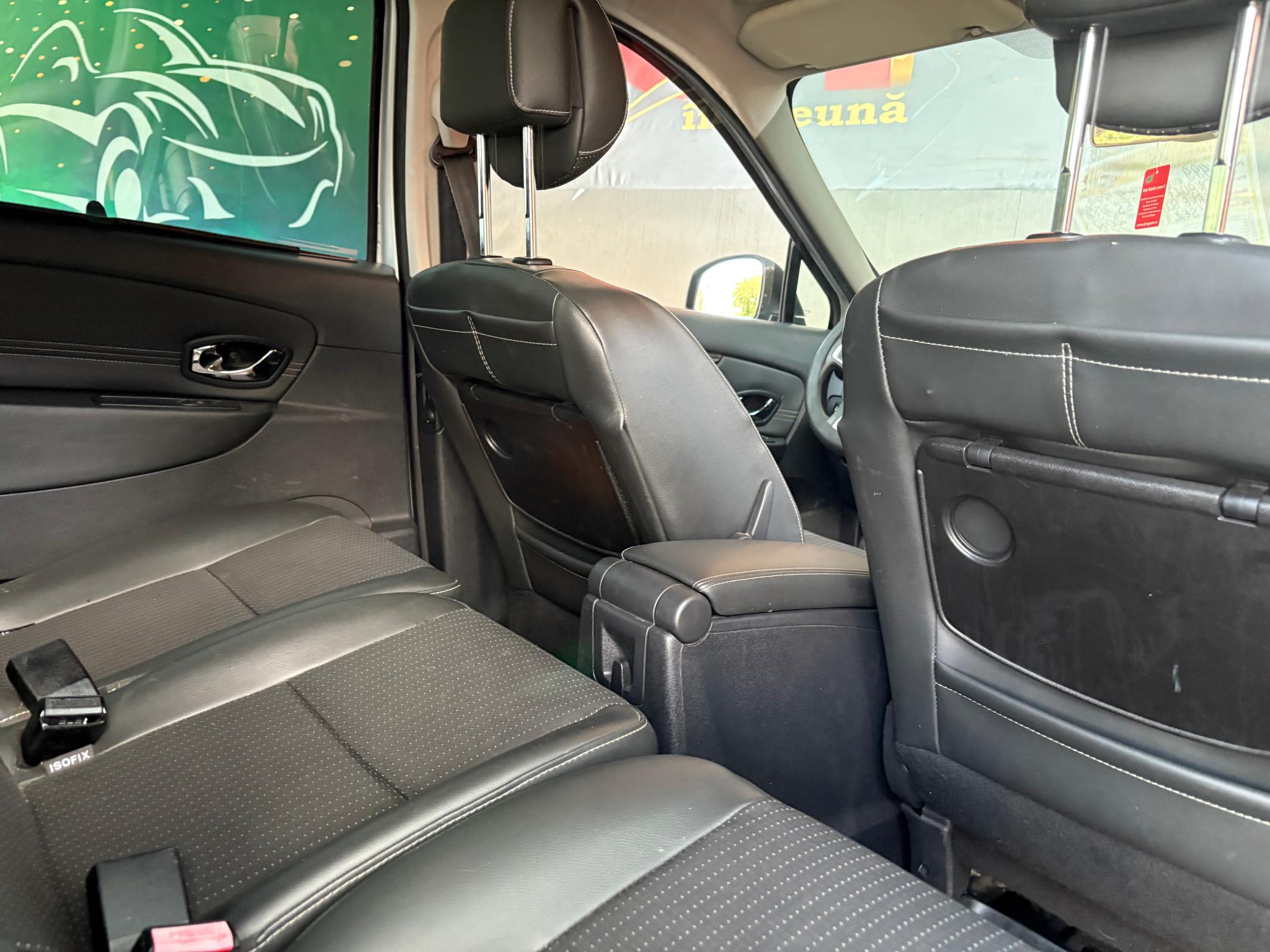 Renault Scenic 2011