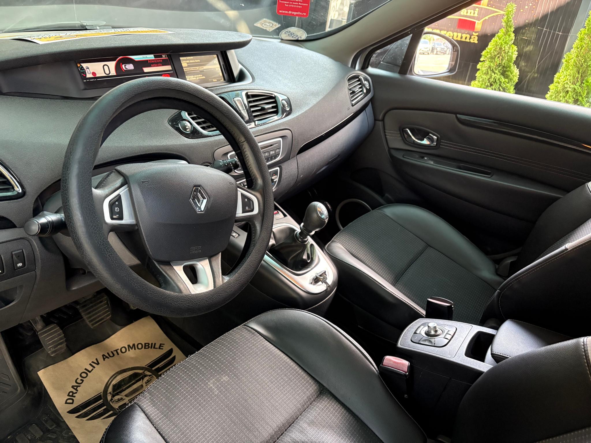 Renault Scenic 2011