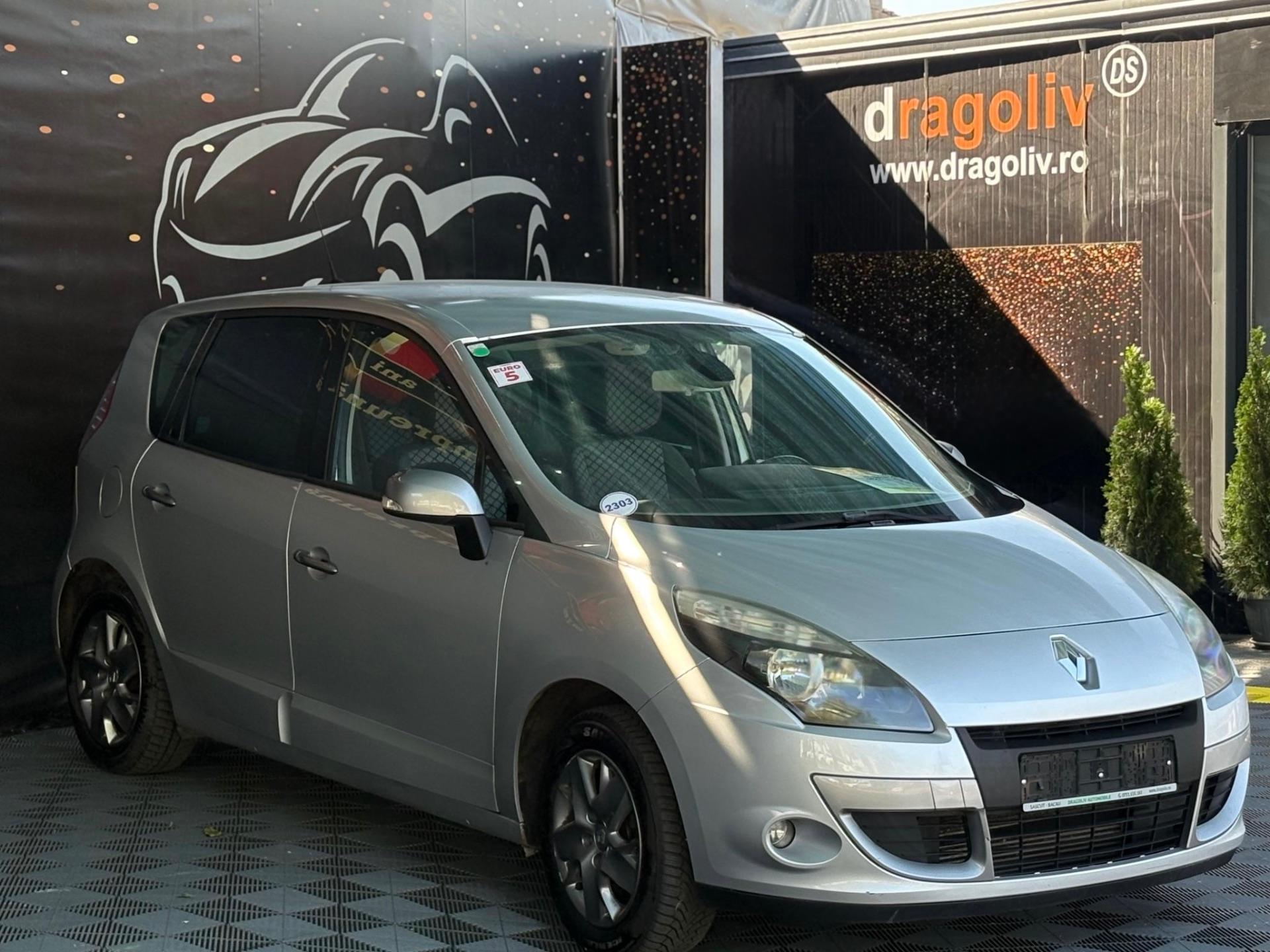 Renault Scenic 2011