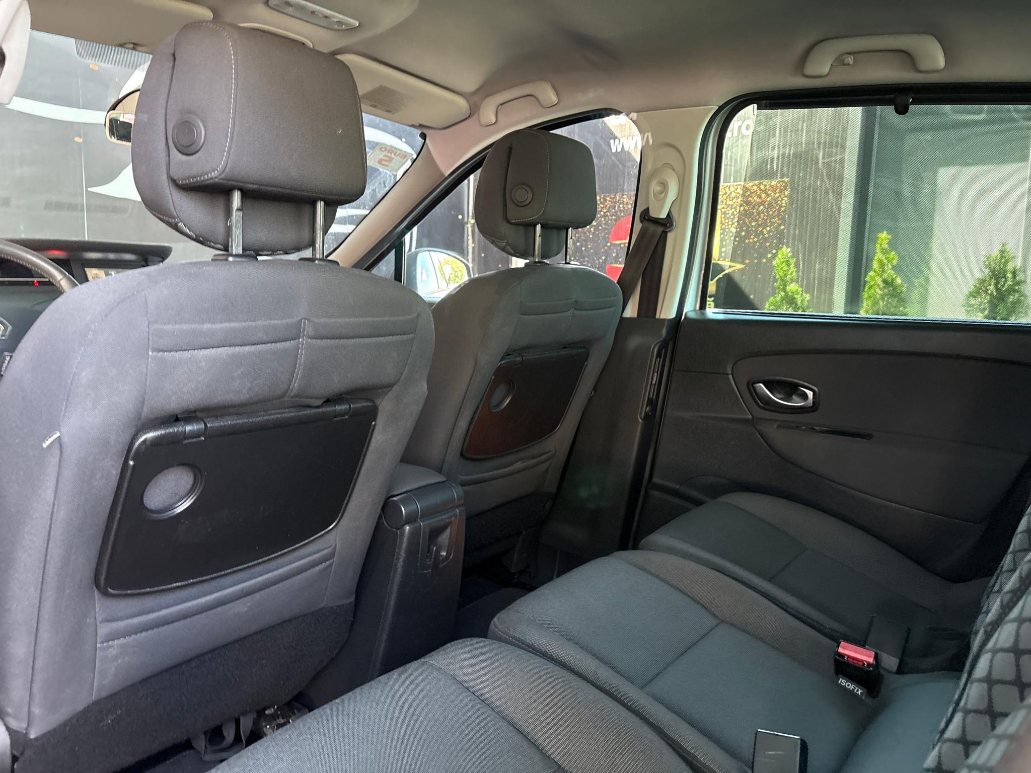 Renault Scenic 2011