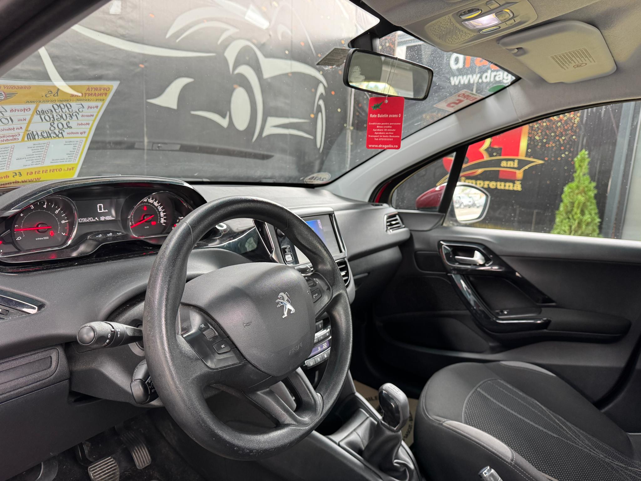 Peugeot 208 2012