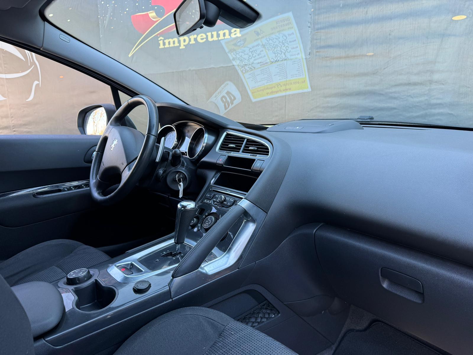 Peugeot 3008 2012