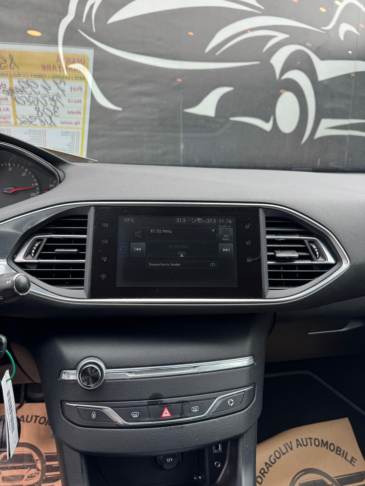 Peugeot 308 2015