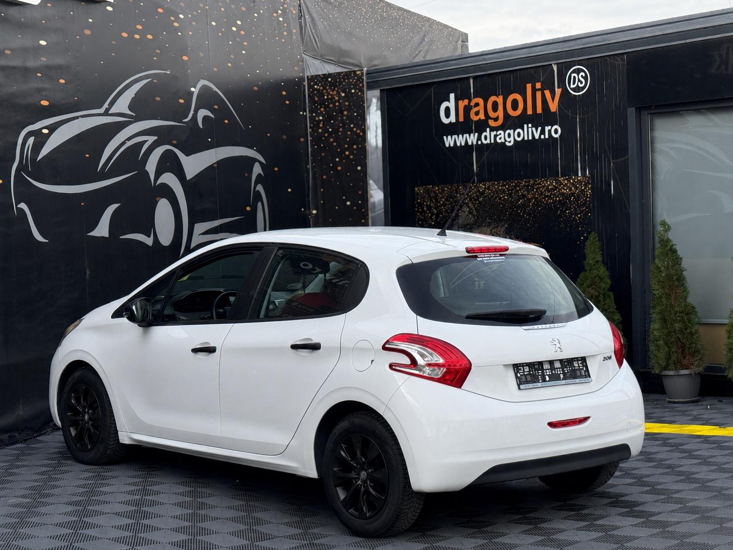 Peugeot 208 2013