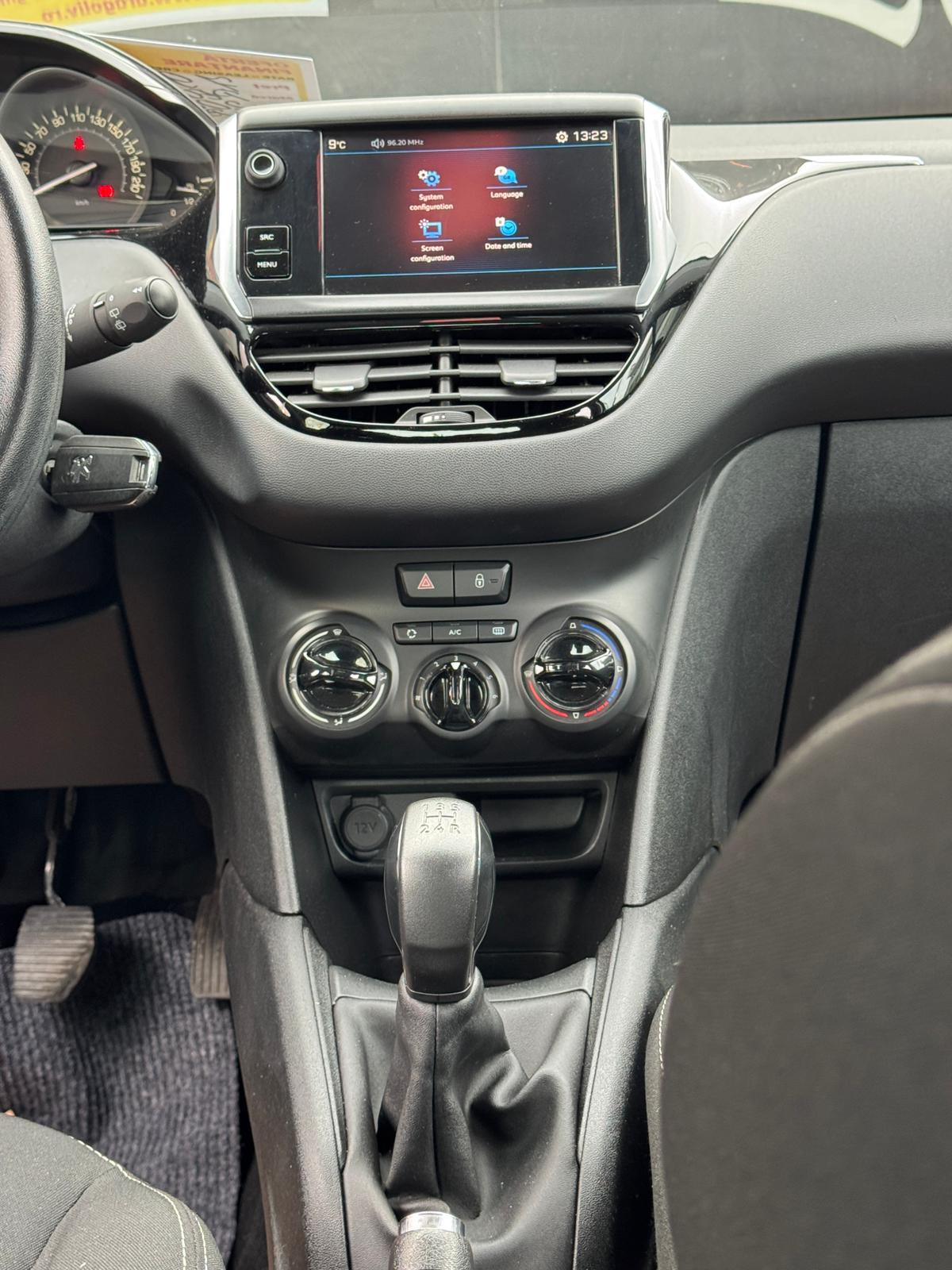Peugeot 208 2017