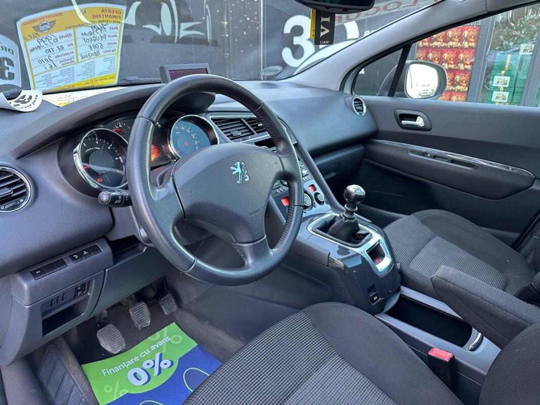 Peugeot 5008 2010
