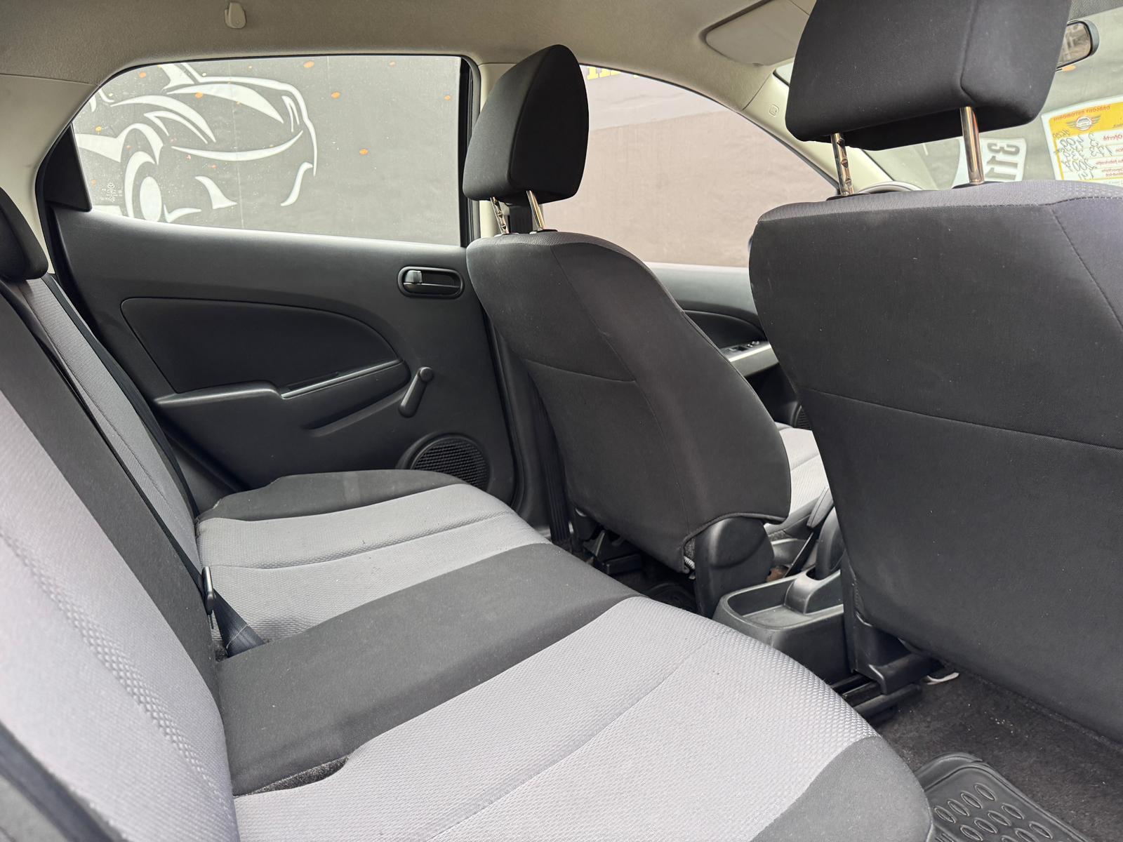 Mazda 2 2007