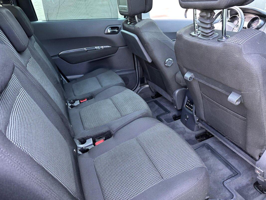 Peugeot 5008 2010