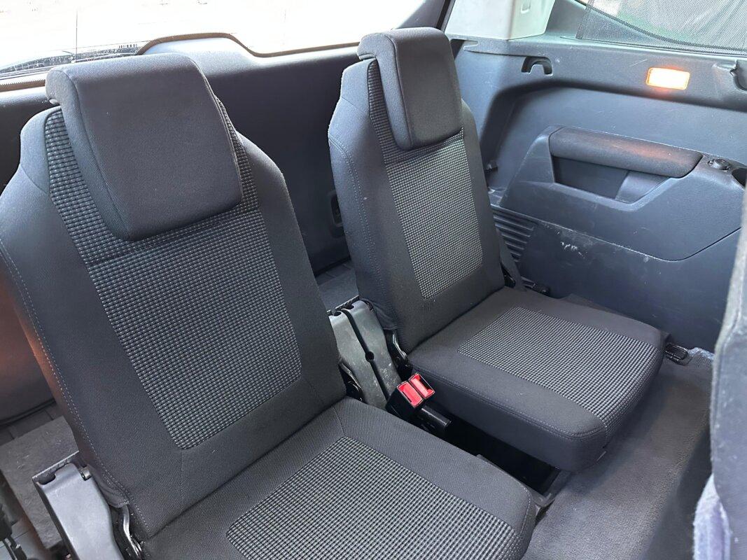 Peugeot 5008 2010