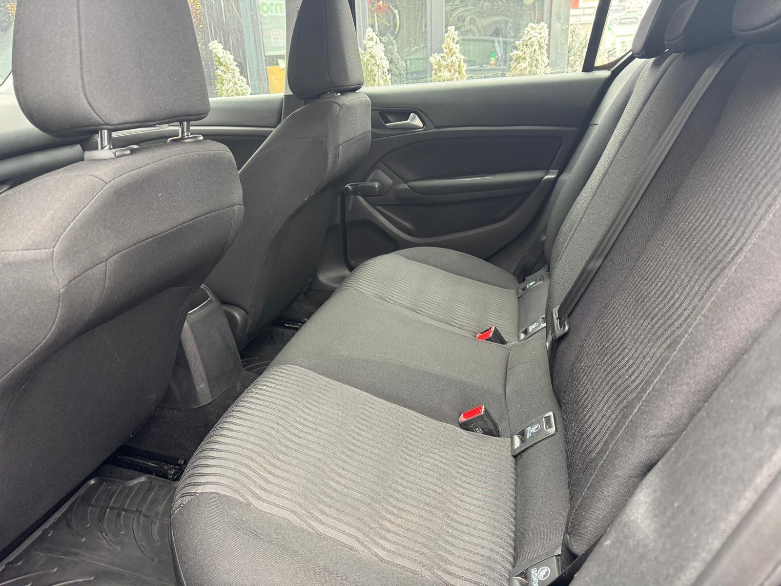 Peugeot 308 2015