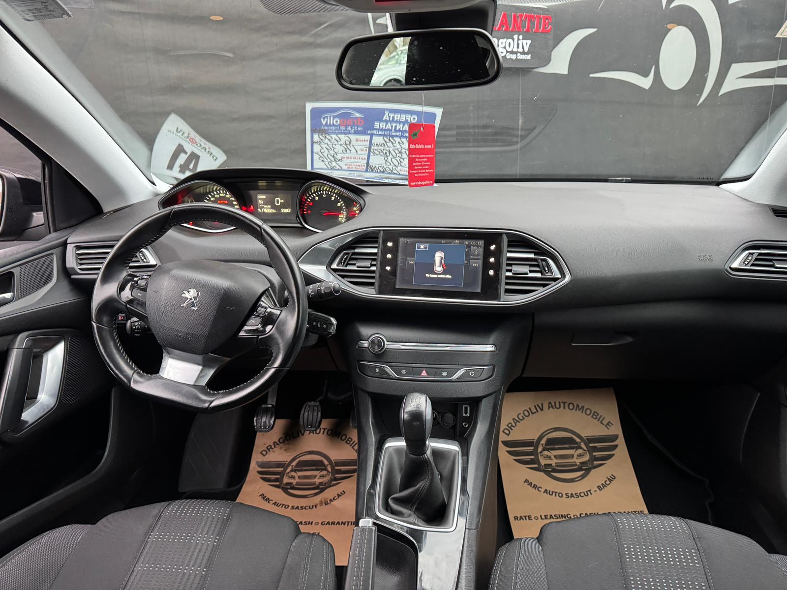 Peugeot 308 2015