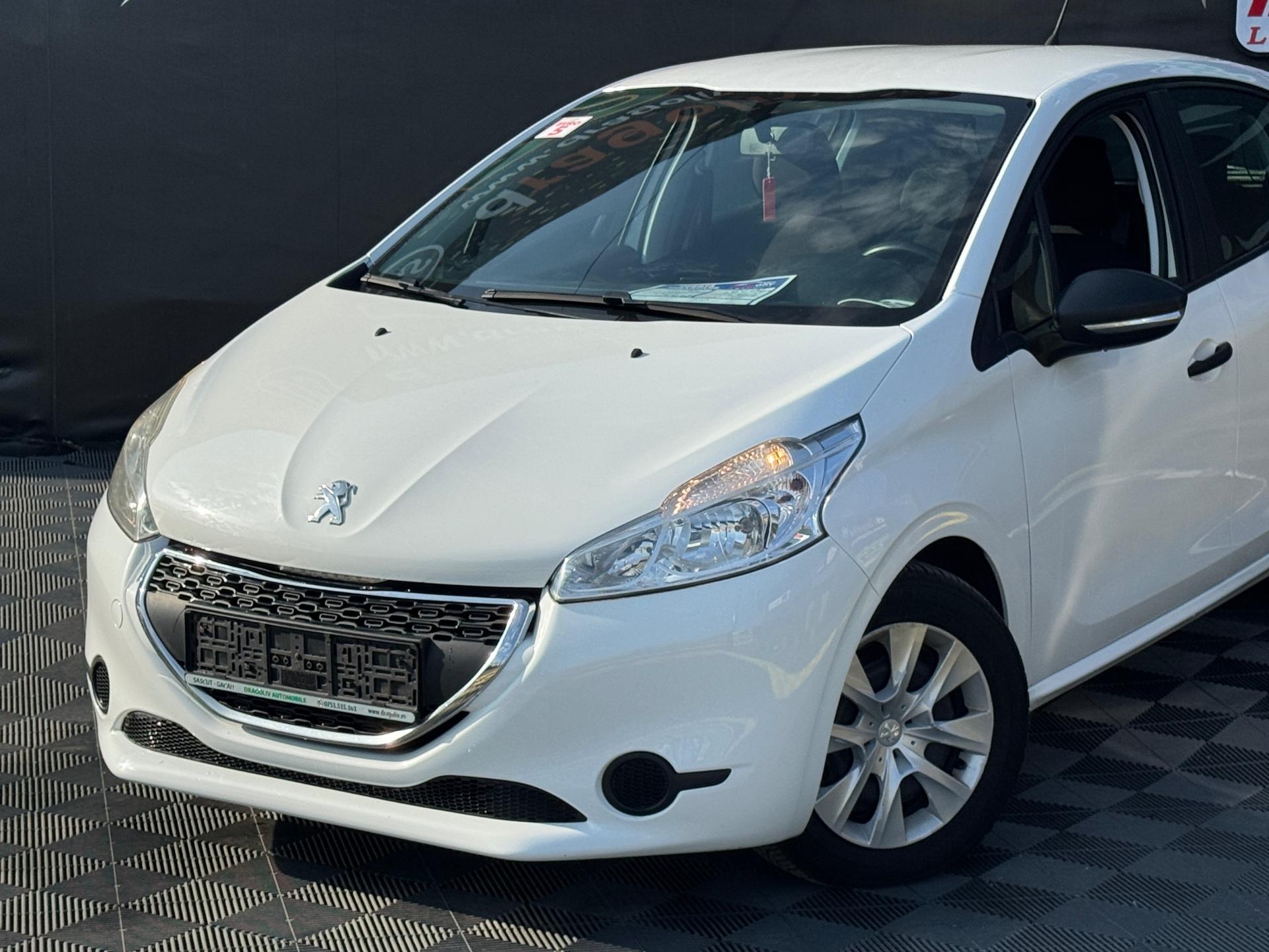 Peugeot 208 2013