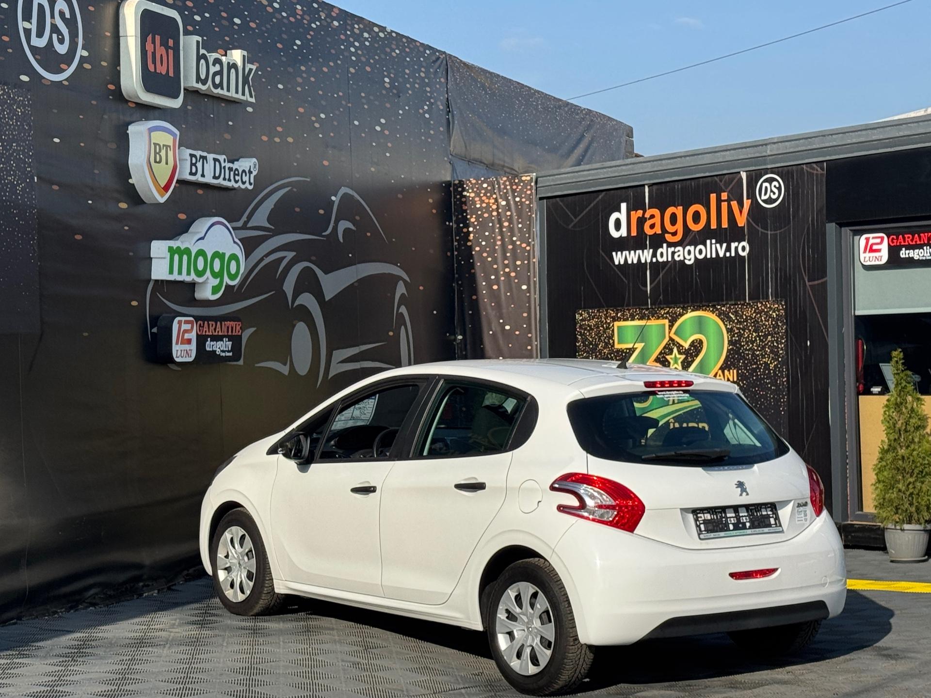 Peugeot 208 2013