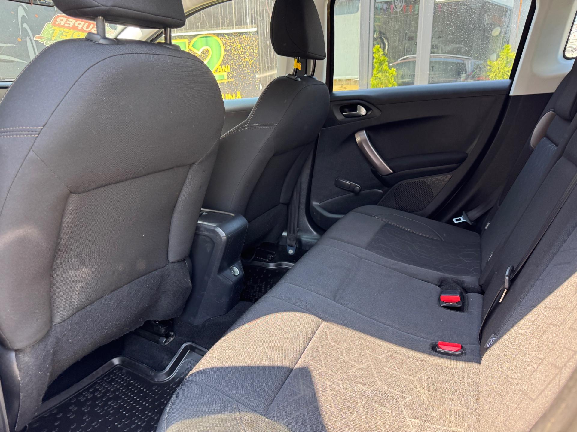 Peugeot 2008 2015