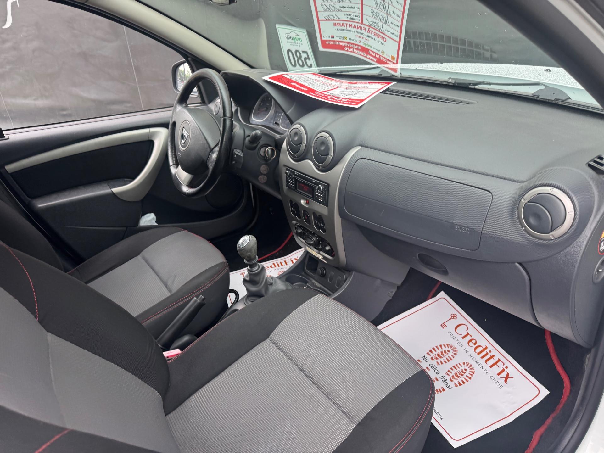 Dacia Duster 2012