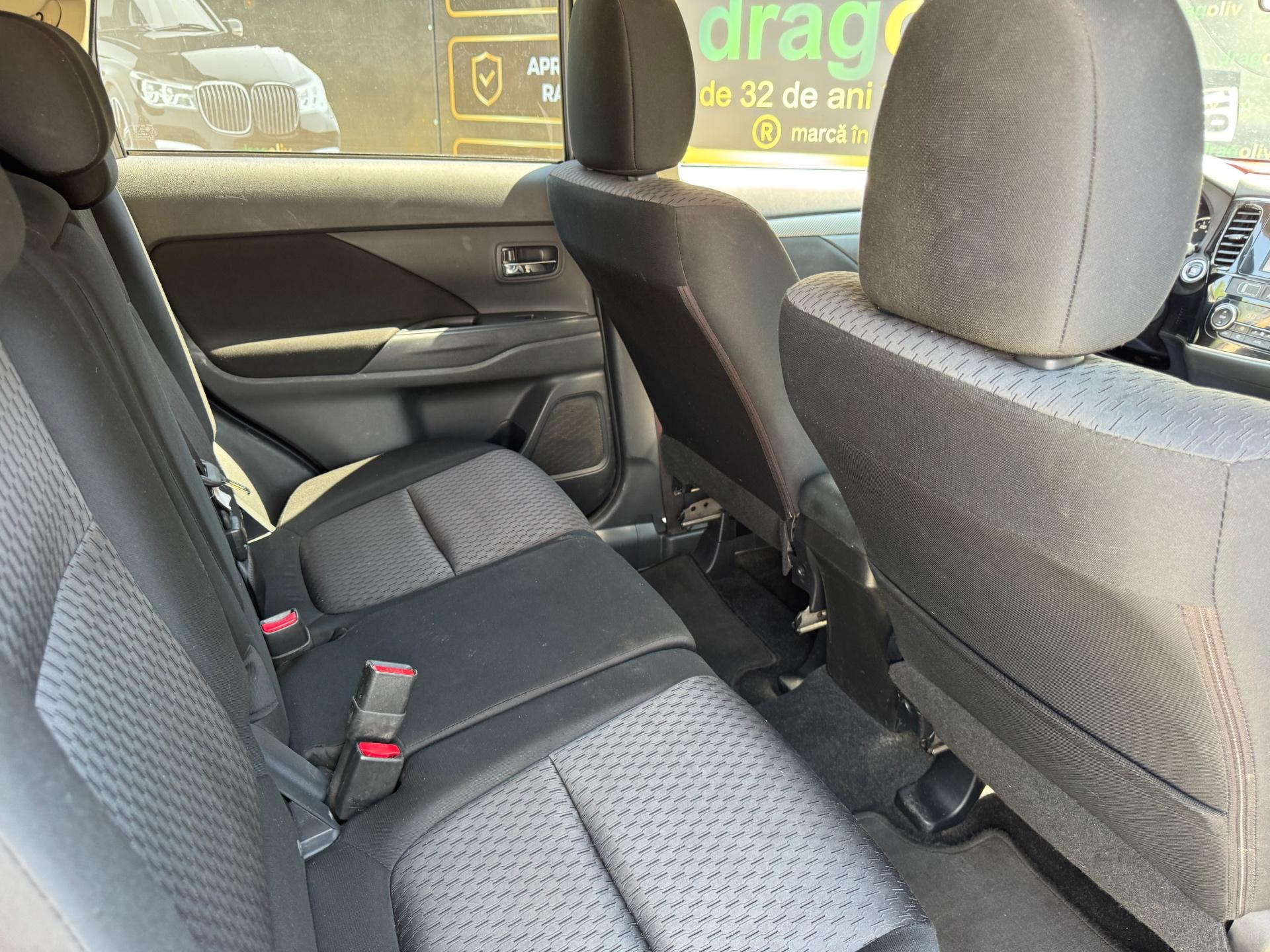 Mitsubishi Outlander 2012