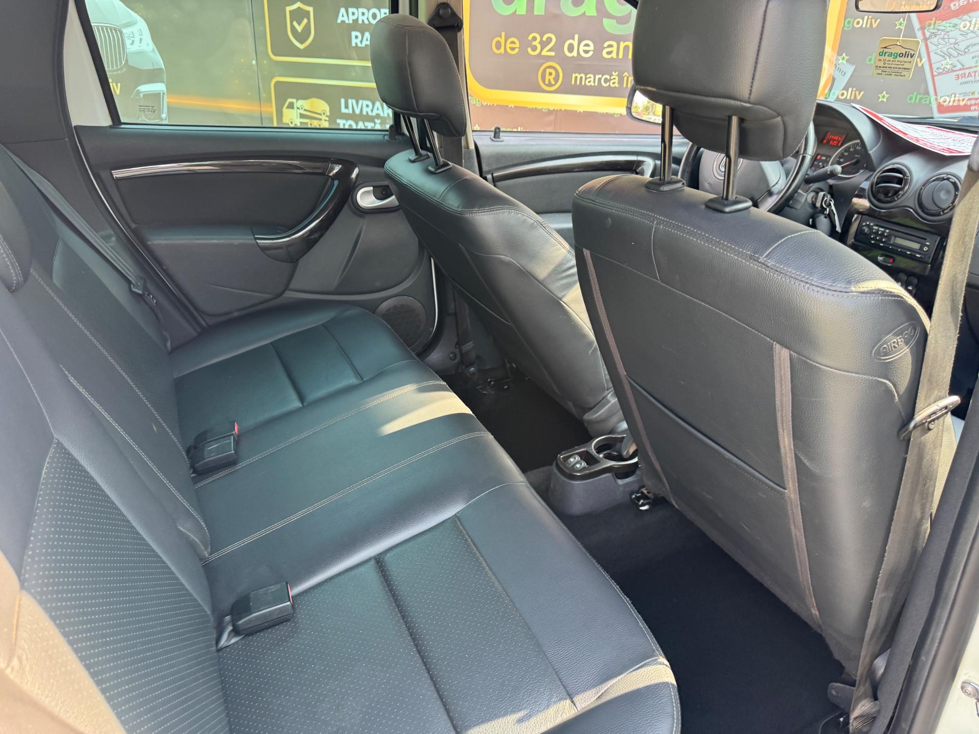 Dacia Duster 2011