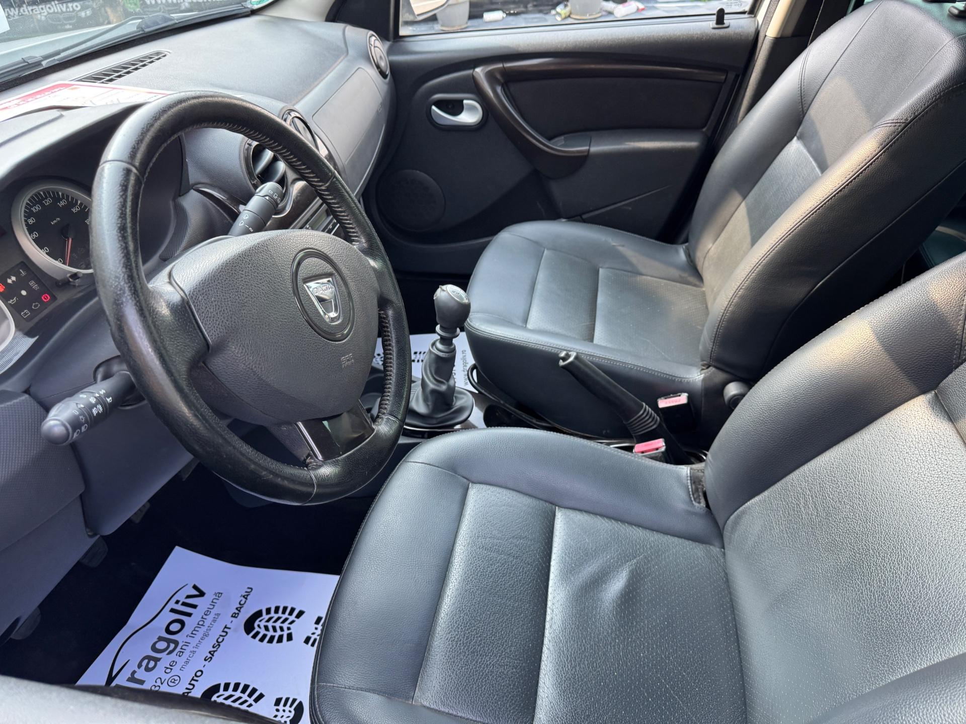 Dacia Duster 2011