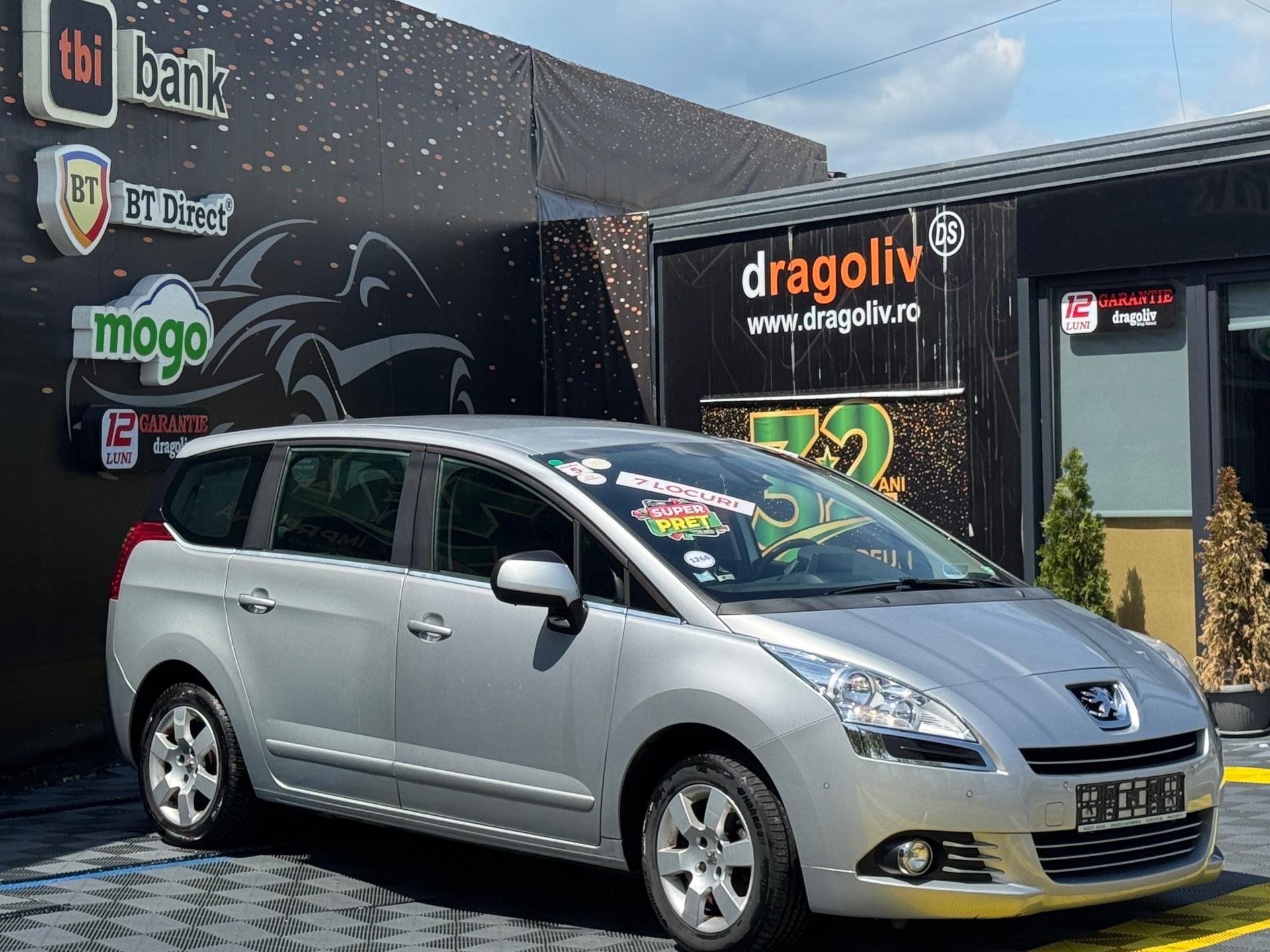 Peugeot 5008 2013