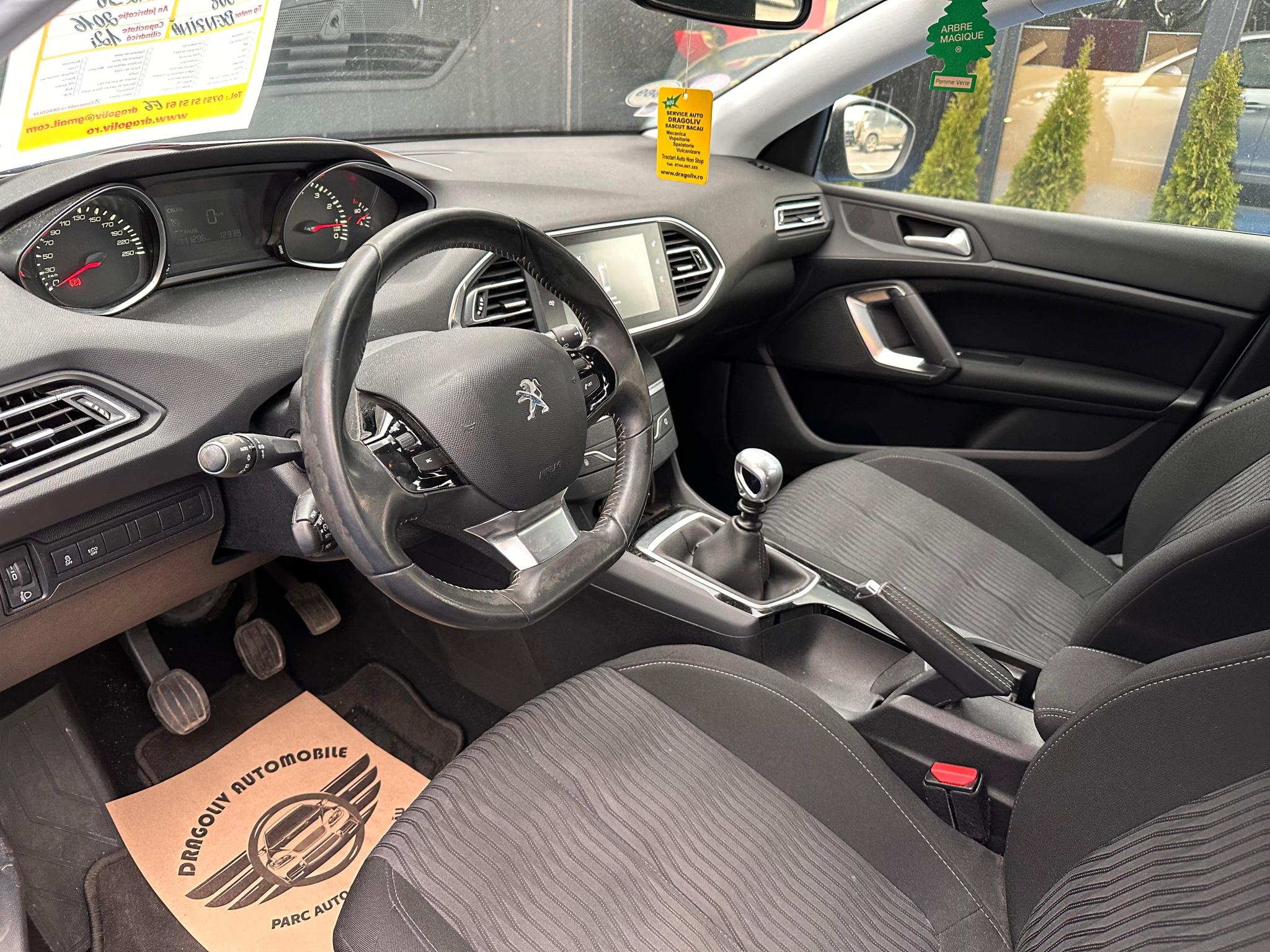 Peugeot 308 2016