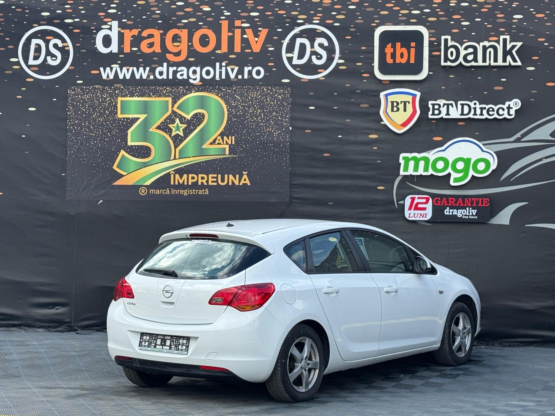 Opel Astra 2010