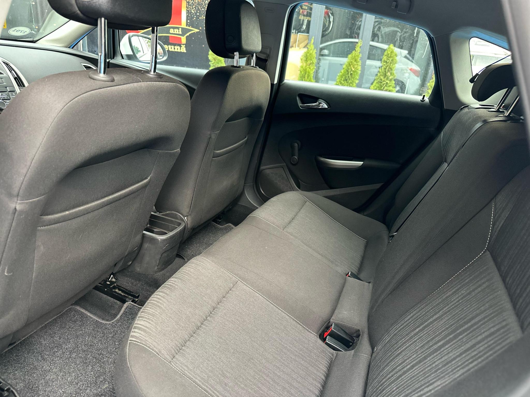 Opel Astra 2010