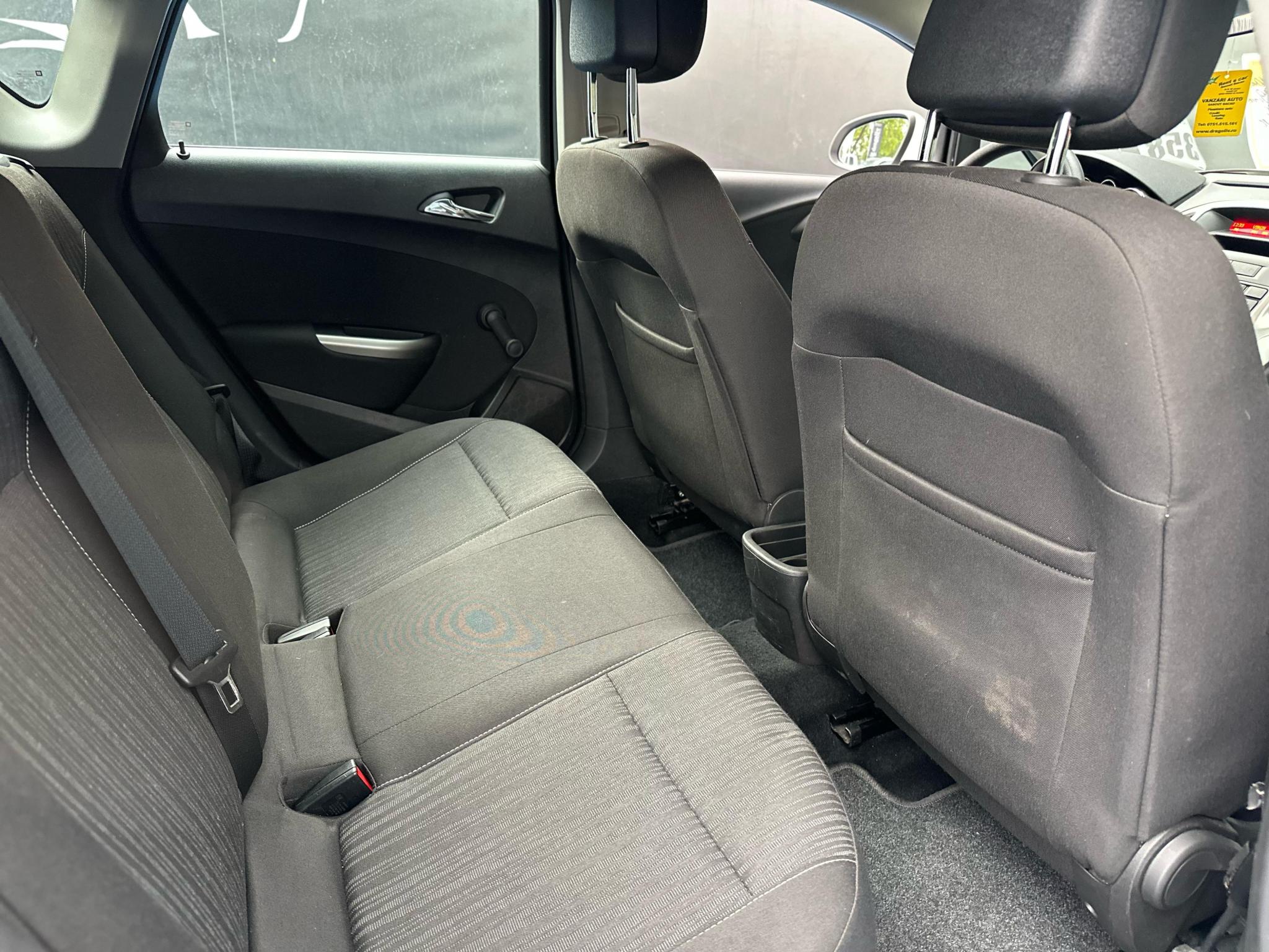 Opel Astra 2010