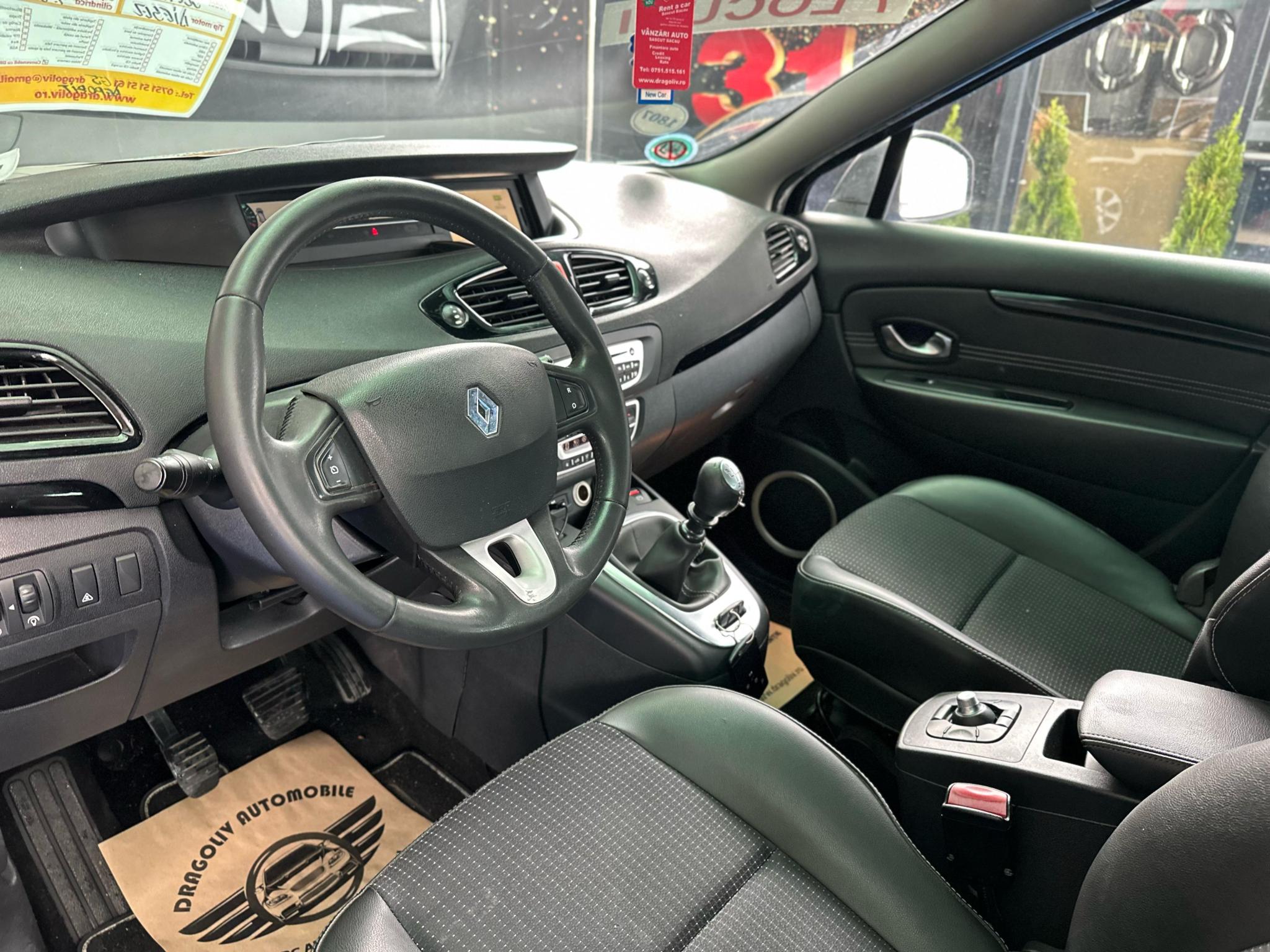 Renault Grand Scenic 2011