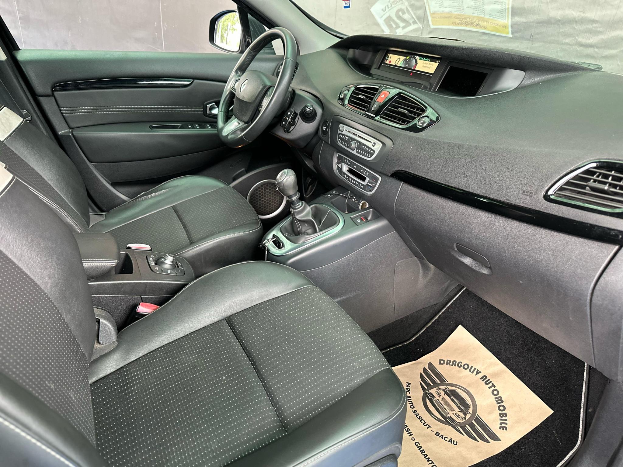 Renault Grand Scenic 2011