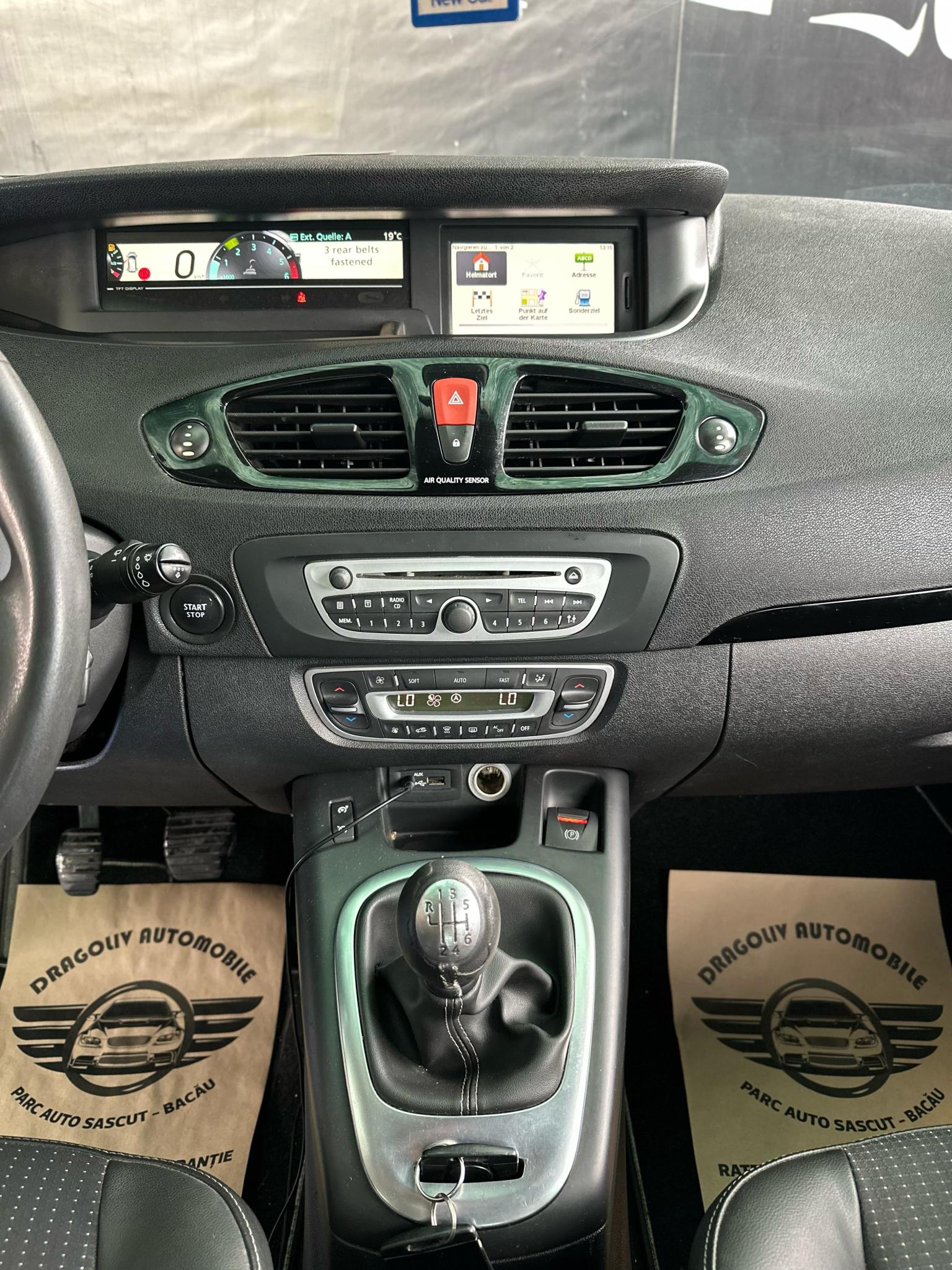 Renault Grand Scenic 2011