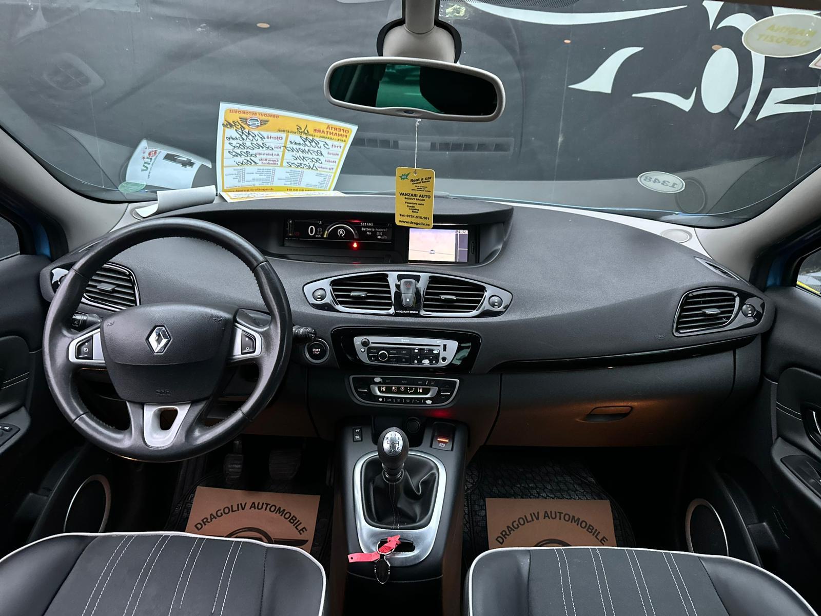 Renault Scenic 2012