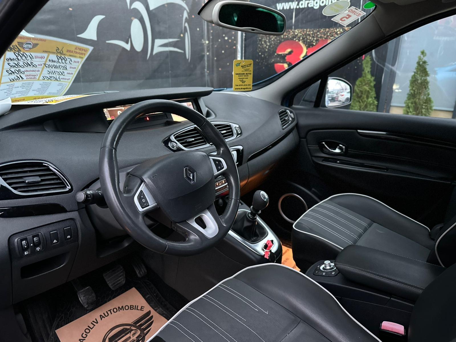 Renault Scenic 2012